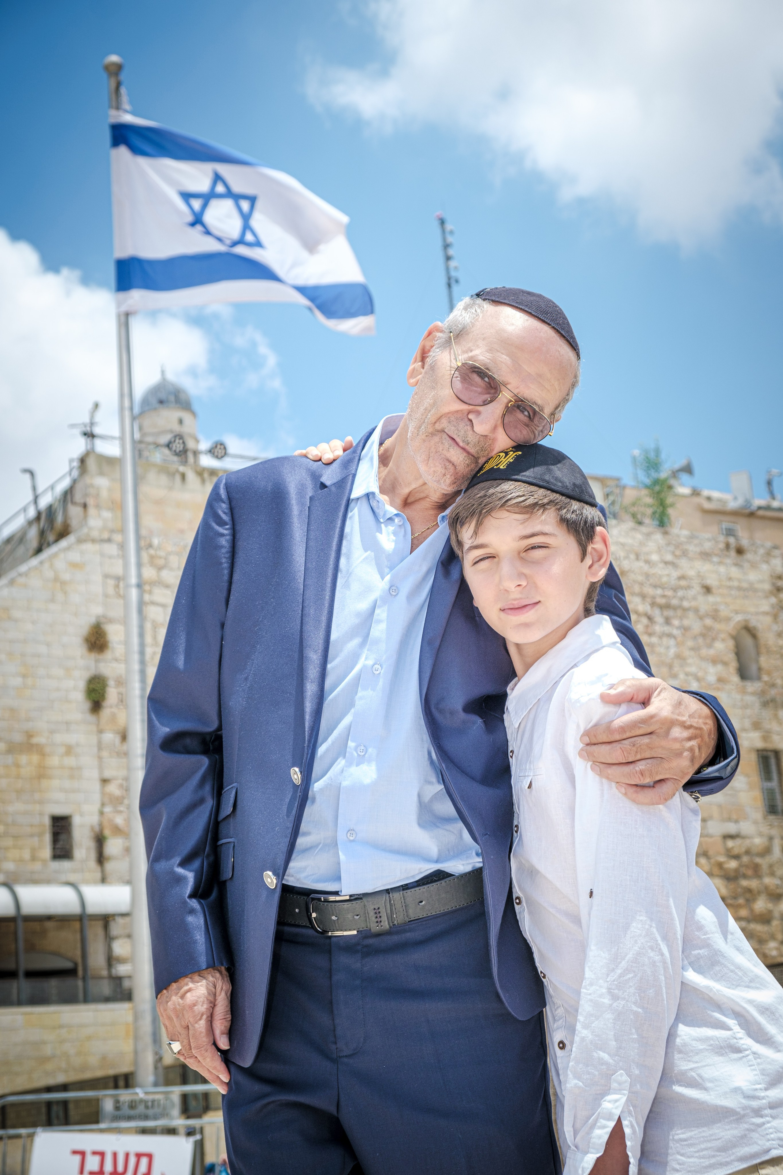 Middle East Photo Agency — Photography & Event Magnets — סוכנות צילום והדפסת מגנטים לאירועים