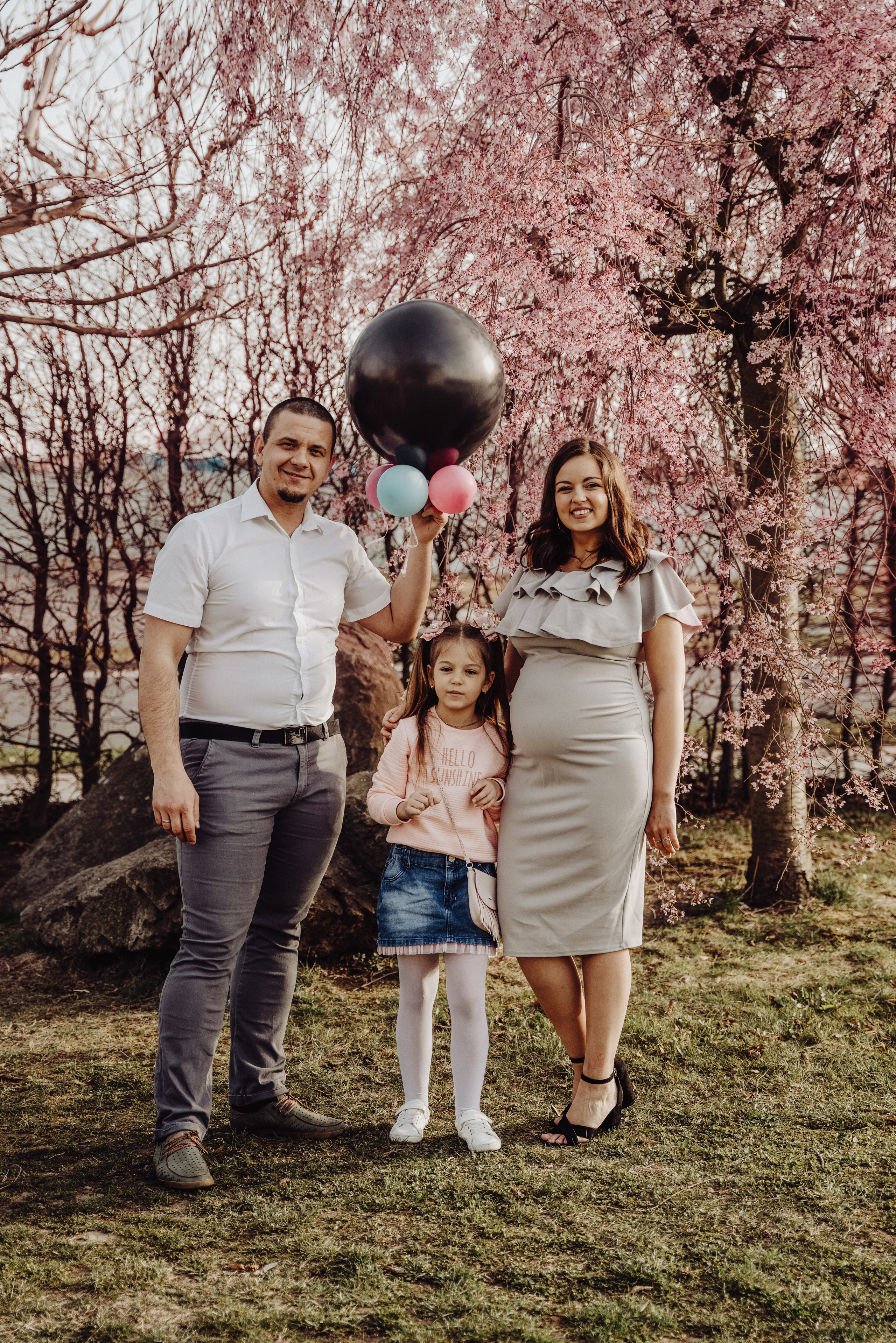 Foceni tehotenstvi. Rodinna fotografka Plzen Anita Dergachova