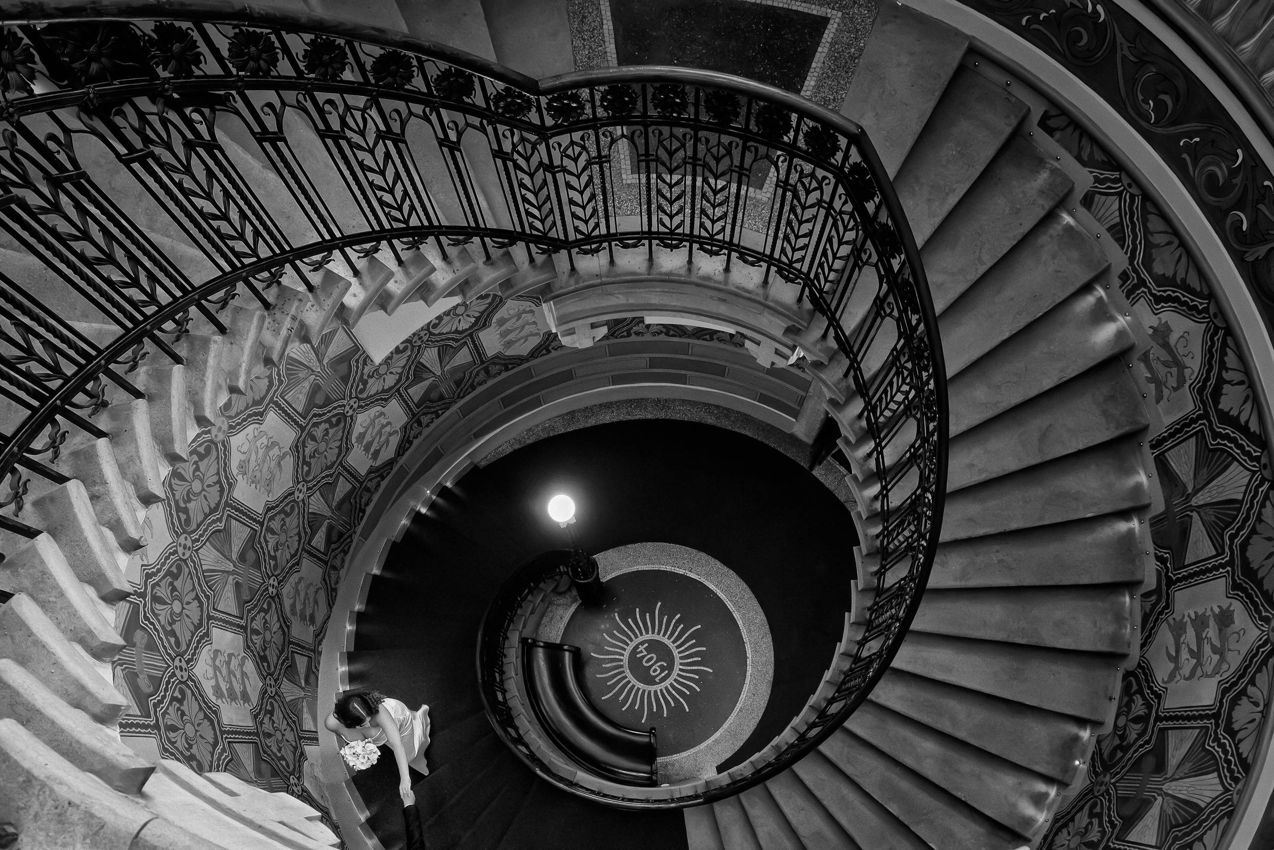 Лучшие свадебные фотографии Таллинн — естественный стиль