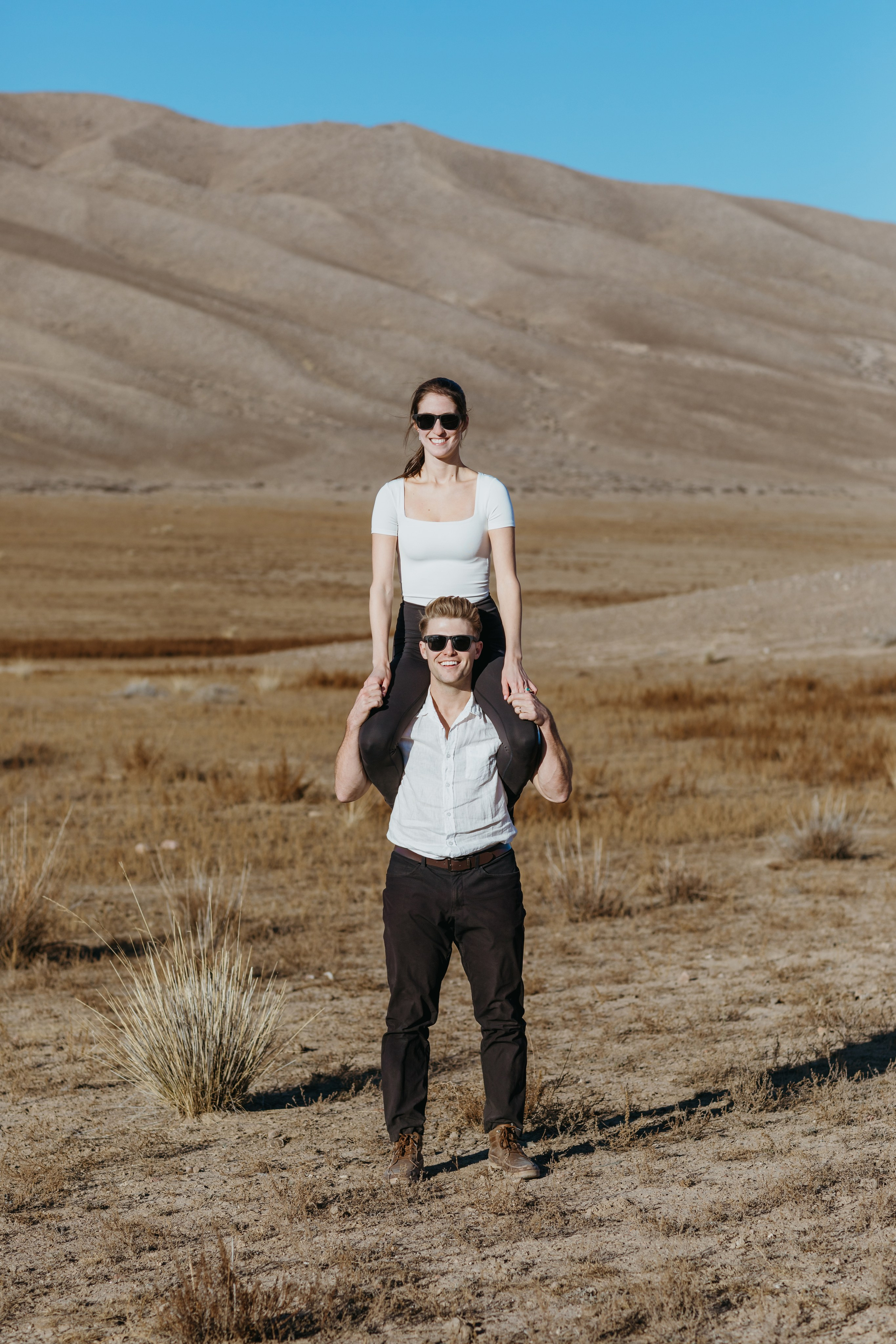 Предложение Дэниела и Джесс — Иссык-Куль, Каджи-Сай | Оксана Шувалова фотограф — Proposal Photos Kyrgyzstan (Issyk-Kul, Kajy-Say). Фотограф в Бишкеке Оксана Шувалова