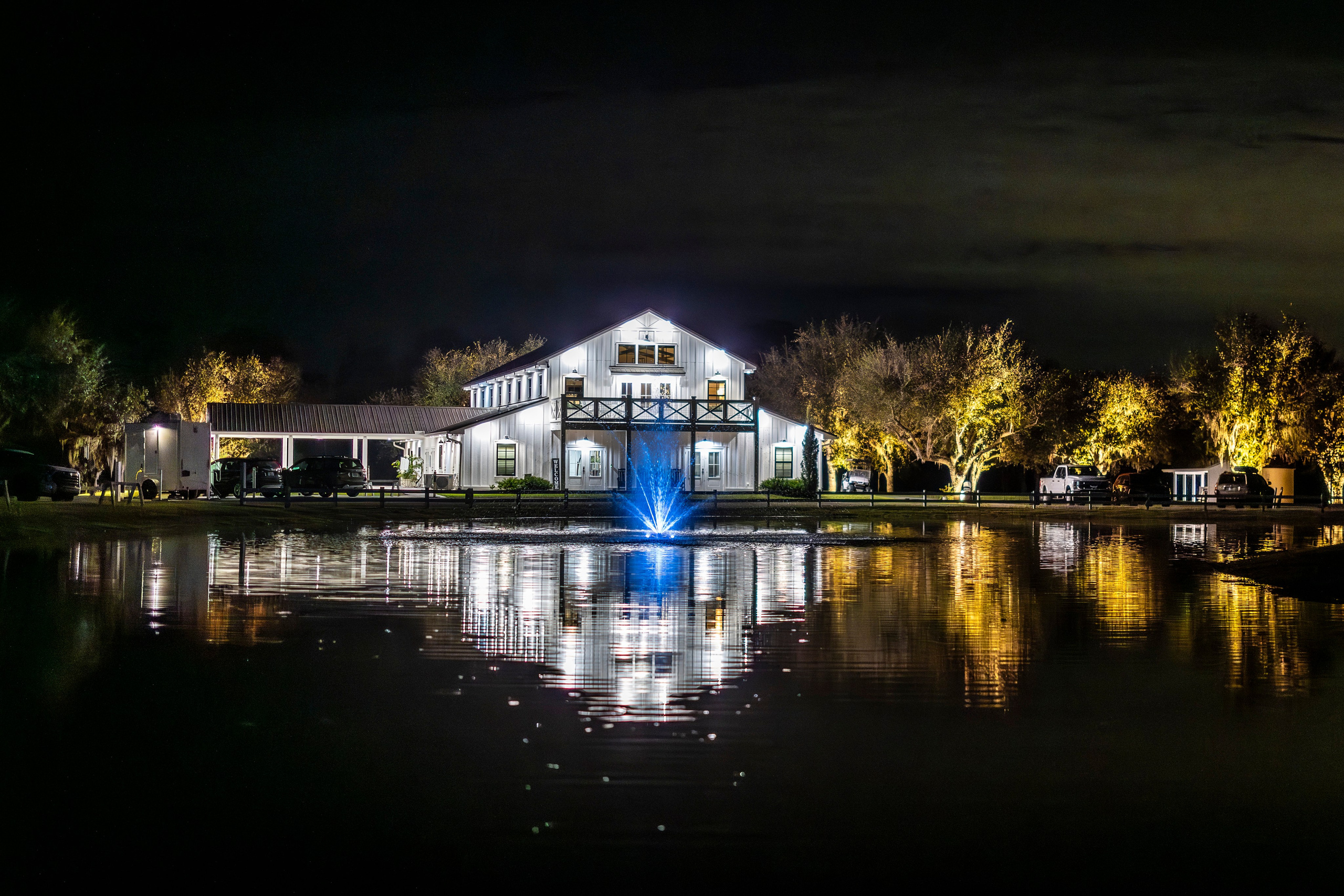 Wedding Photography & Videography contenting in Tennessee and Florida