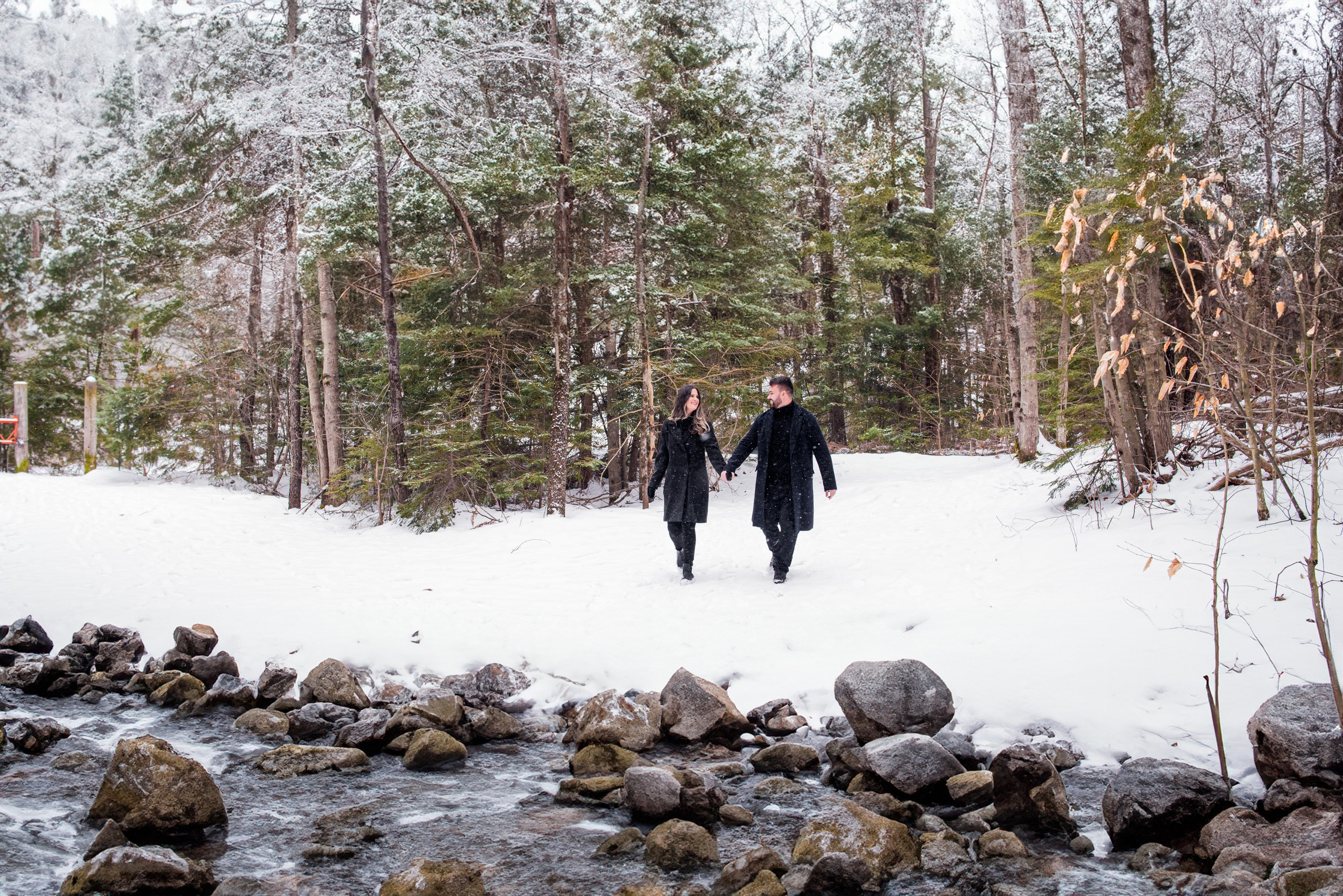 A Love Story in the Snow: Photo Shoot and Surprise Proposal. Wedding photographer in Orlando, Boston & New York Anderson Marques