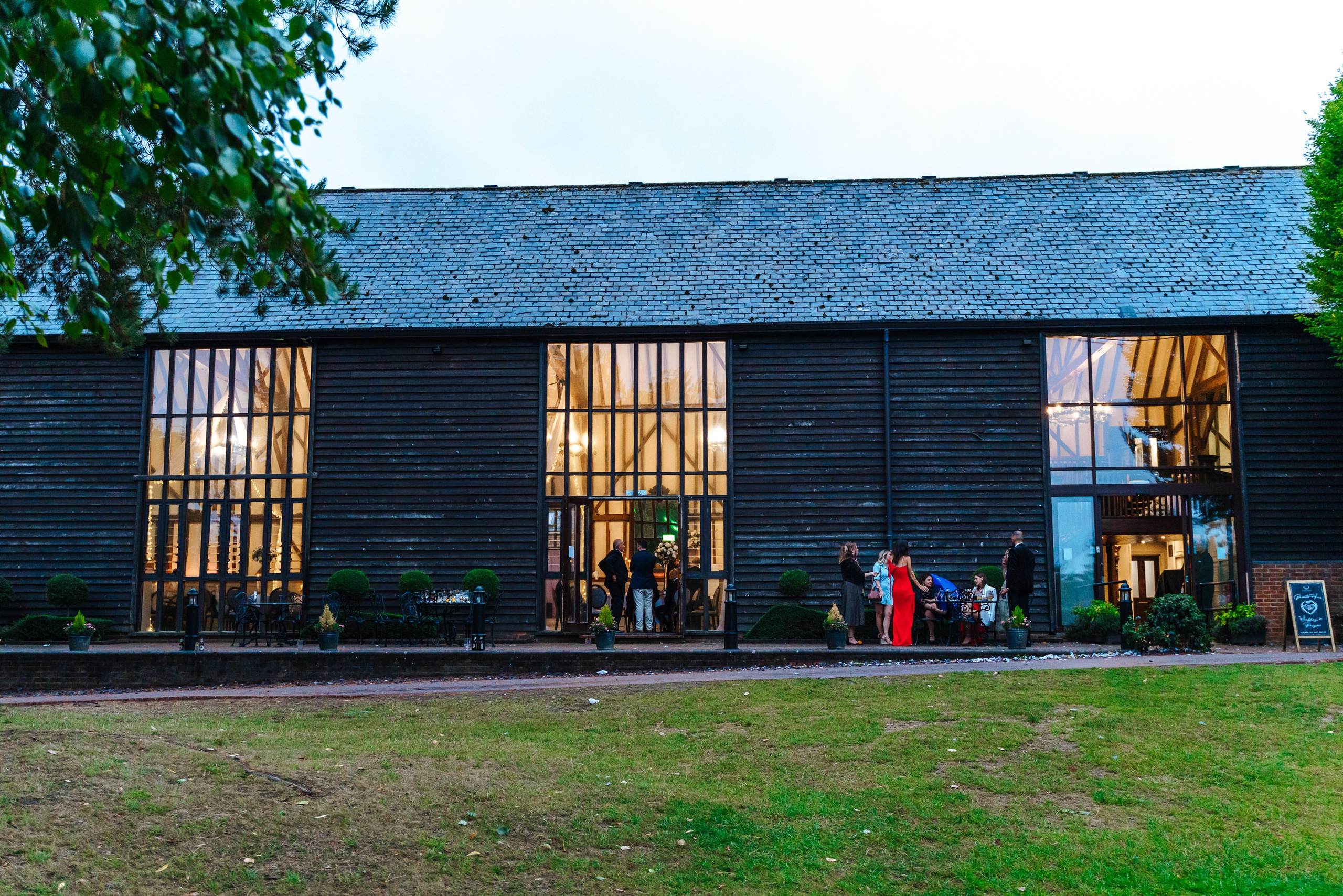 Wedding at Essendon Country Club. Photographer in England Ekaterina Romanova