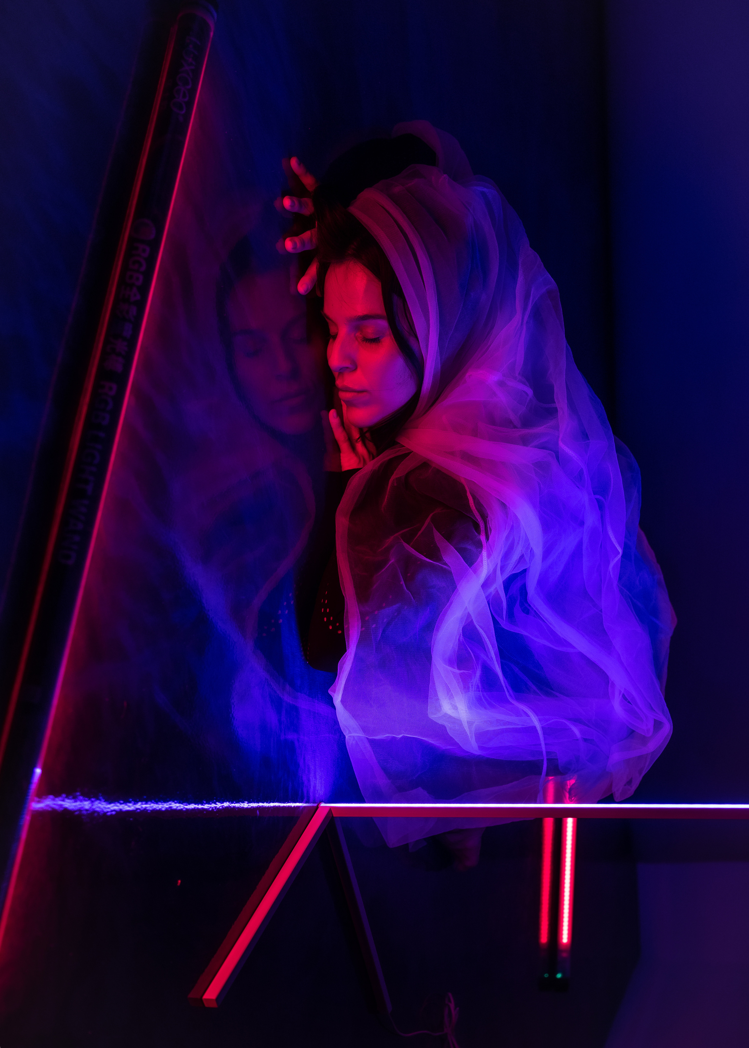 Neon Dreams. Ксения Мирная — Фотограф, с которым вы напишете вашу историю…