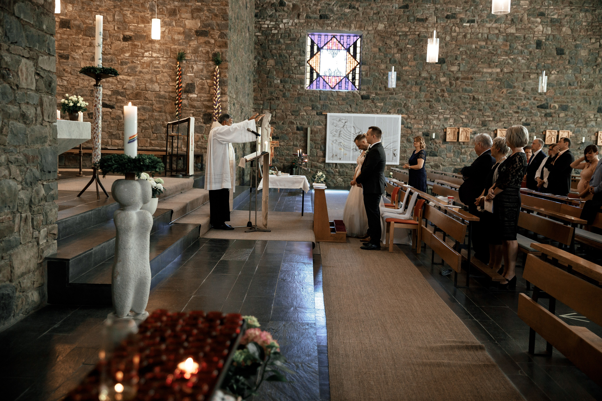 Kirchliche Hochzeit in Herborn. Fotograf NRW aus Wickede Ruhr, Milla Kunst