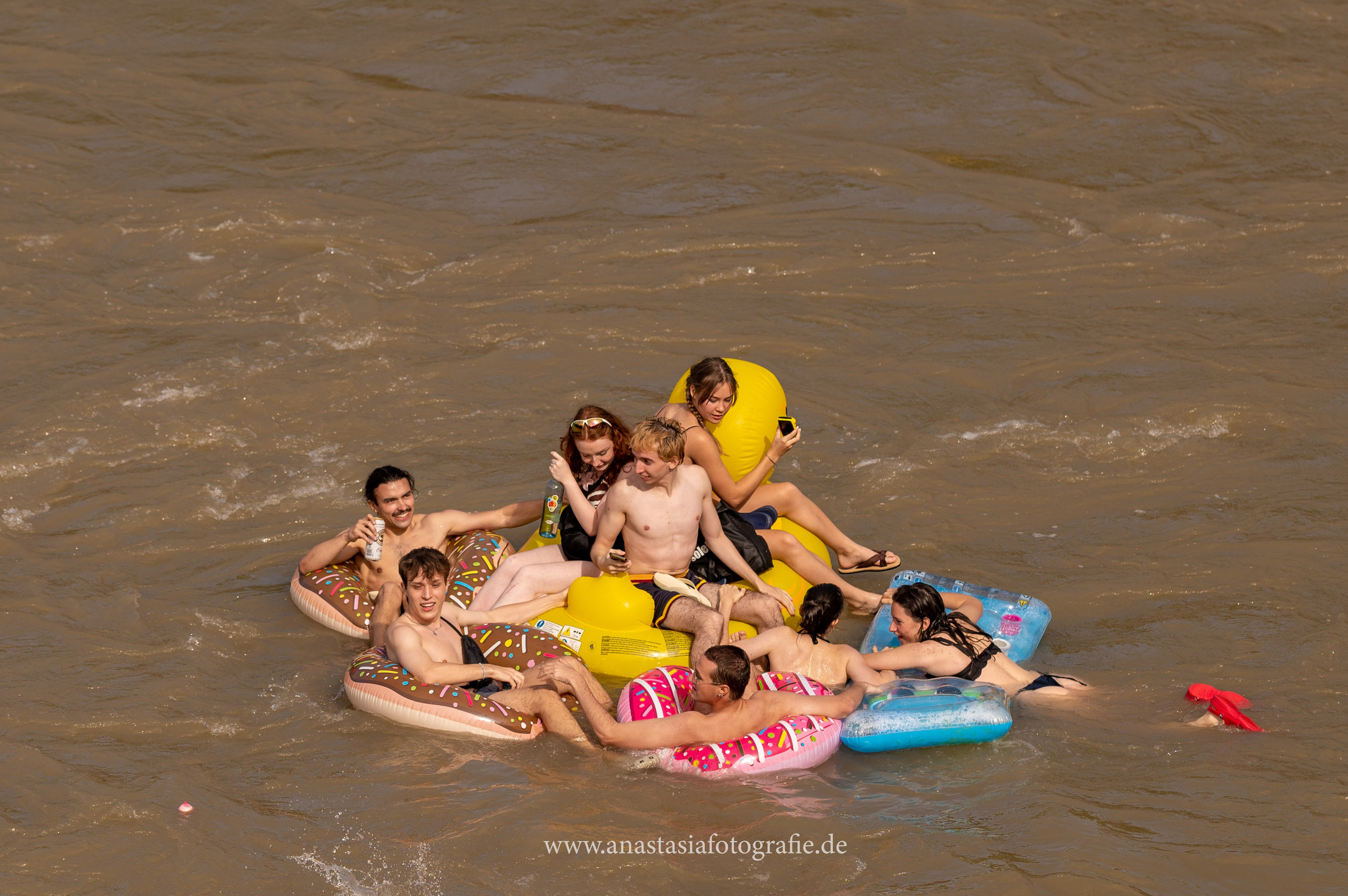 Nabada Ulm 2025. Newbornfotograf Kinderfotograf Ulm Familienfotograf Anastasia Neu-Ulm