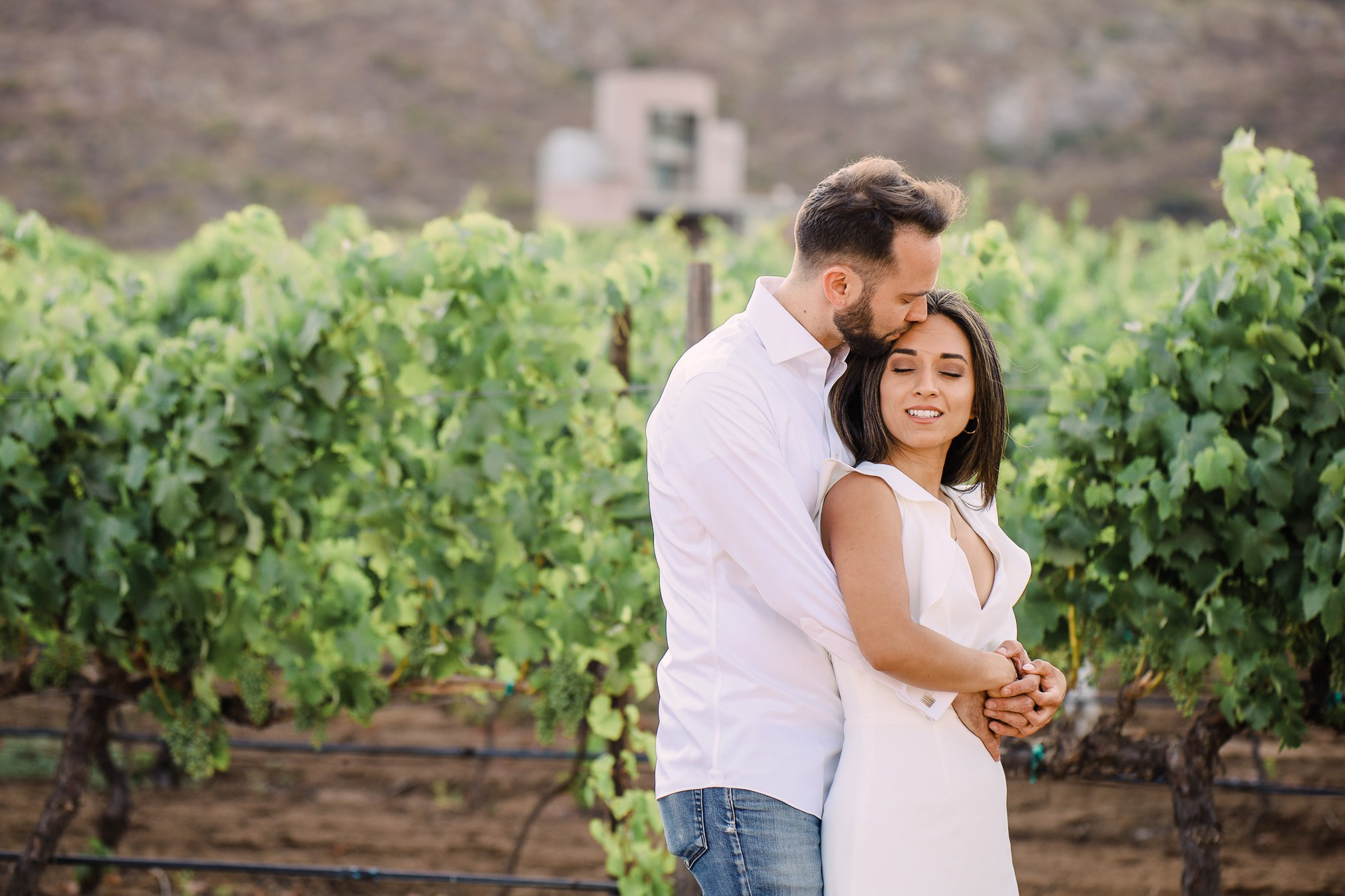 Hilo Negro Valle de Guadalupe Save The Date Ruth y Matt. Estudio de fotografia en Tijuana