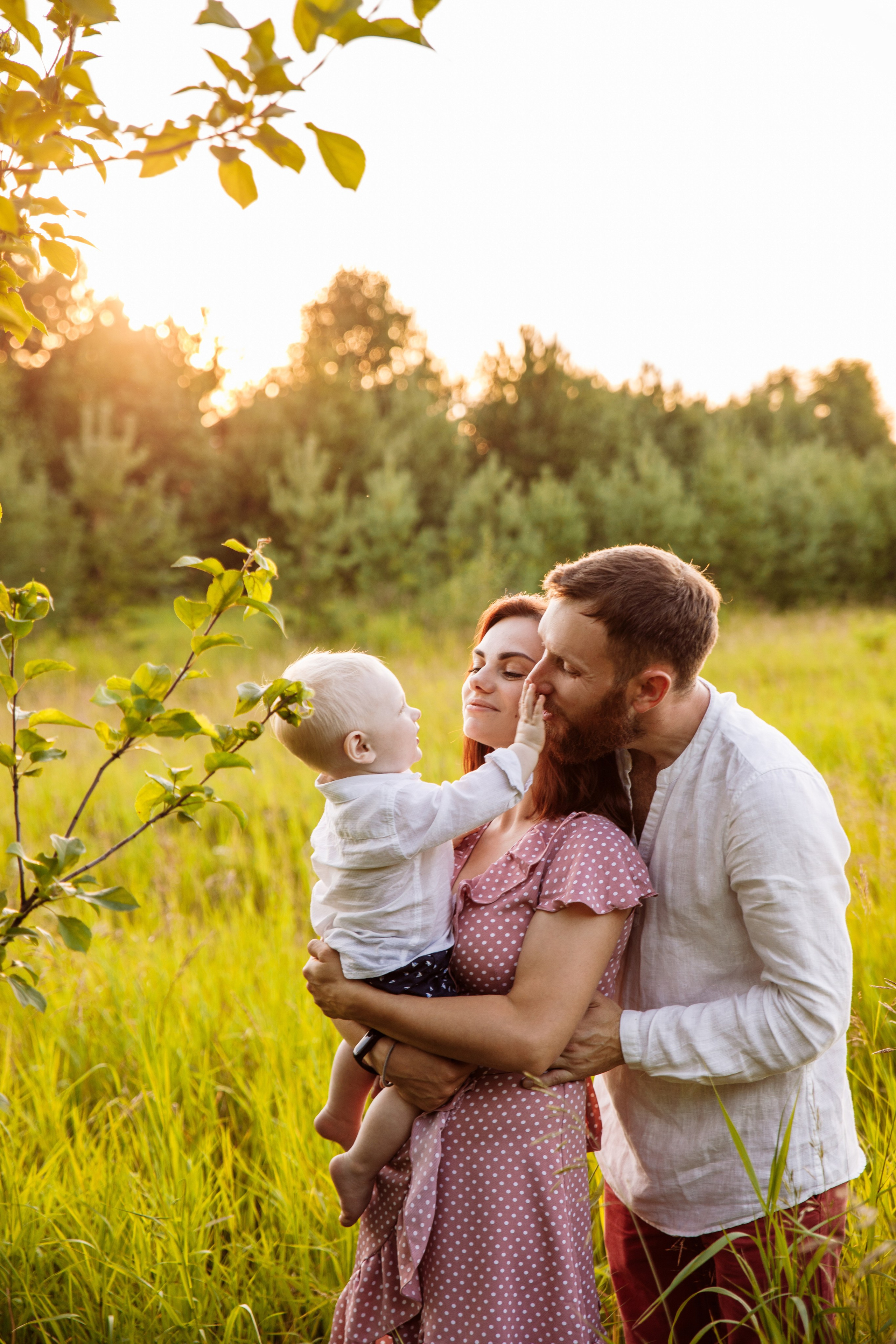 Outdoor First Birthday Photoshoot – Fun & Playful Moments. Alisa Tant — Family and newborn photographer Bucks County, Montgomery county, Philadelphia, NJ