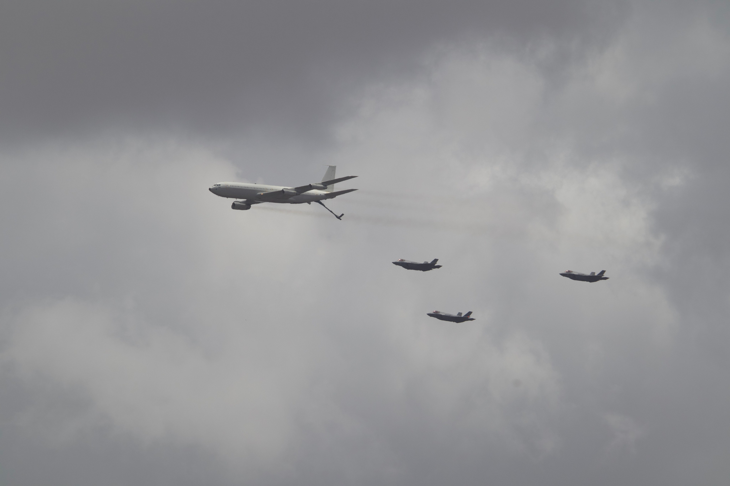 Independence Day - planes in the sky