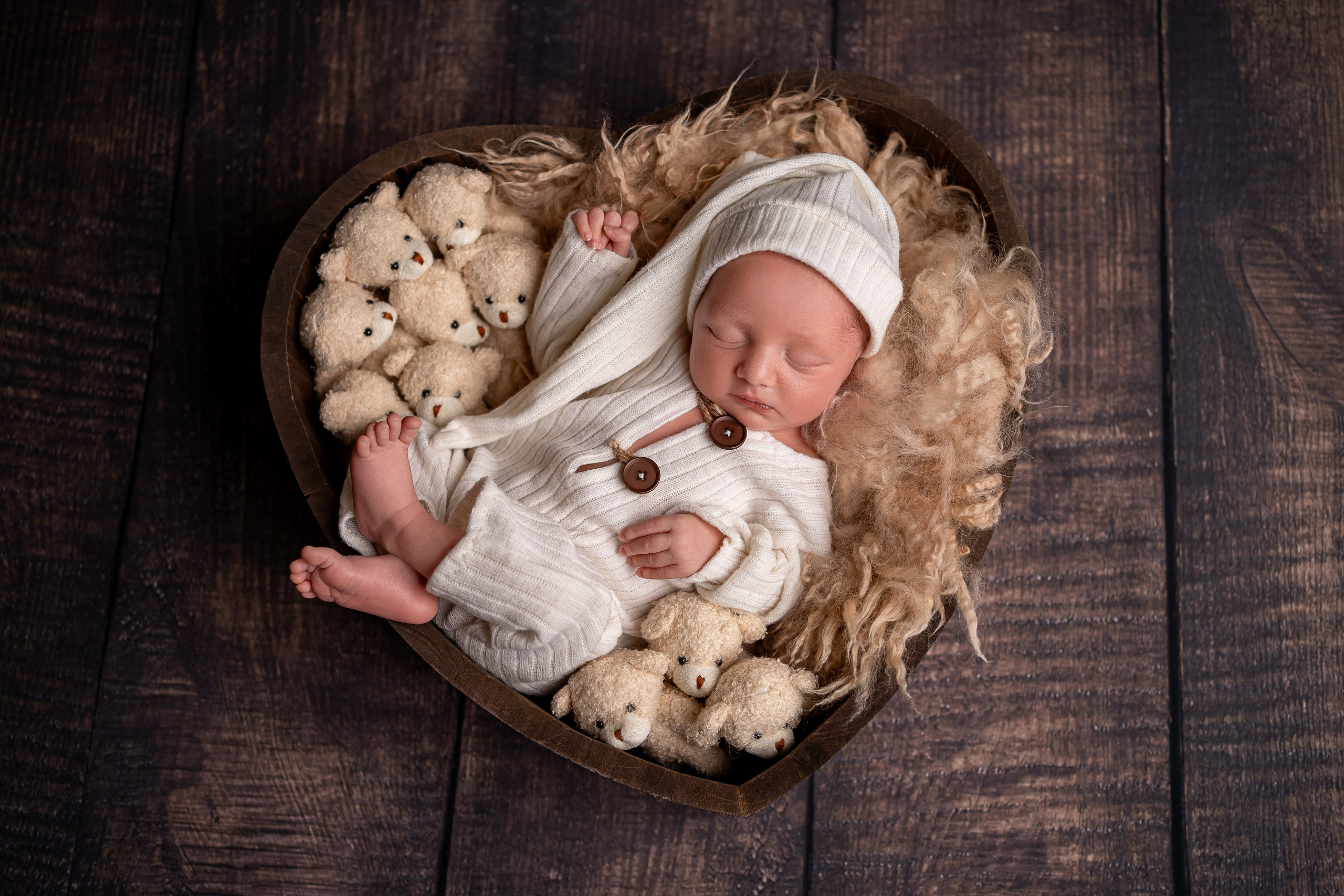 Neugeborenenfotos in Berlin – Studio oder bei Ihnen zu Hause