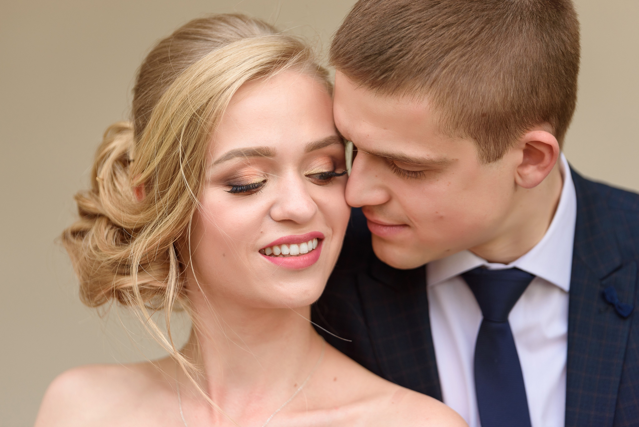 Летняя свадьба с выездной регистрацией. Семейный фотограф и фотограф новорожденных в Вильнюсе Ирина Беленкевич