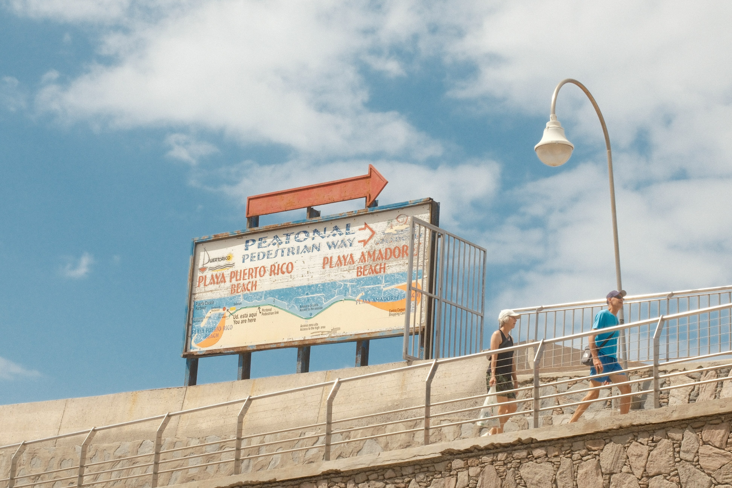 Holiday Radeon Fujifilm Recipe for Warm Travel Photos. Cal Takes Photos