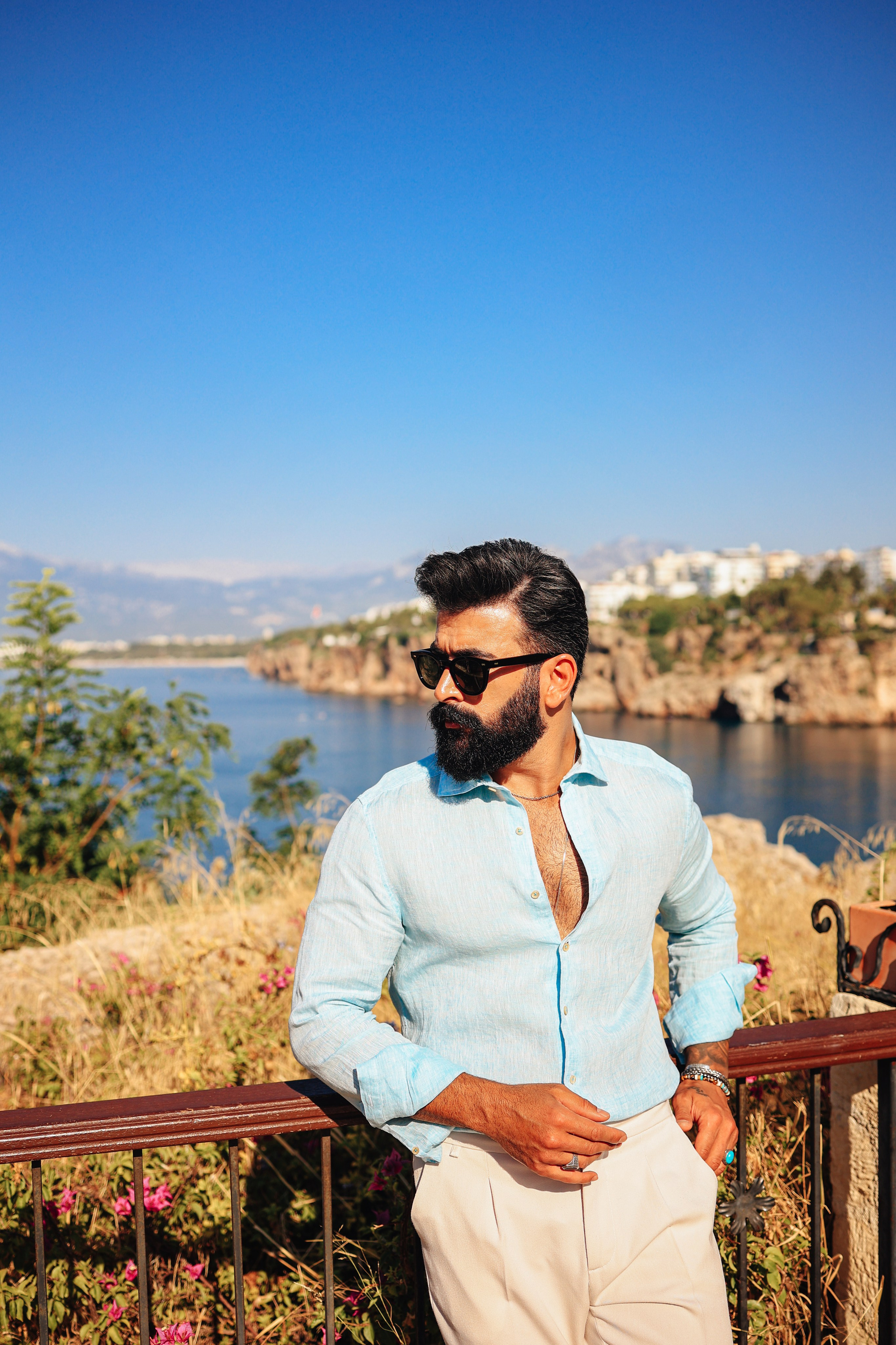 Photoshooting in old town of Antalya. Photographer in Turkey, Antalya, Kemer, Belek, Side, Kas, Fethiye