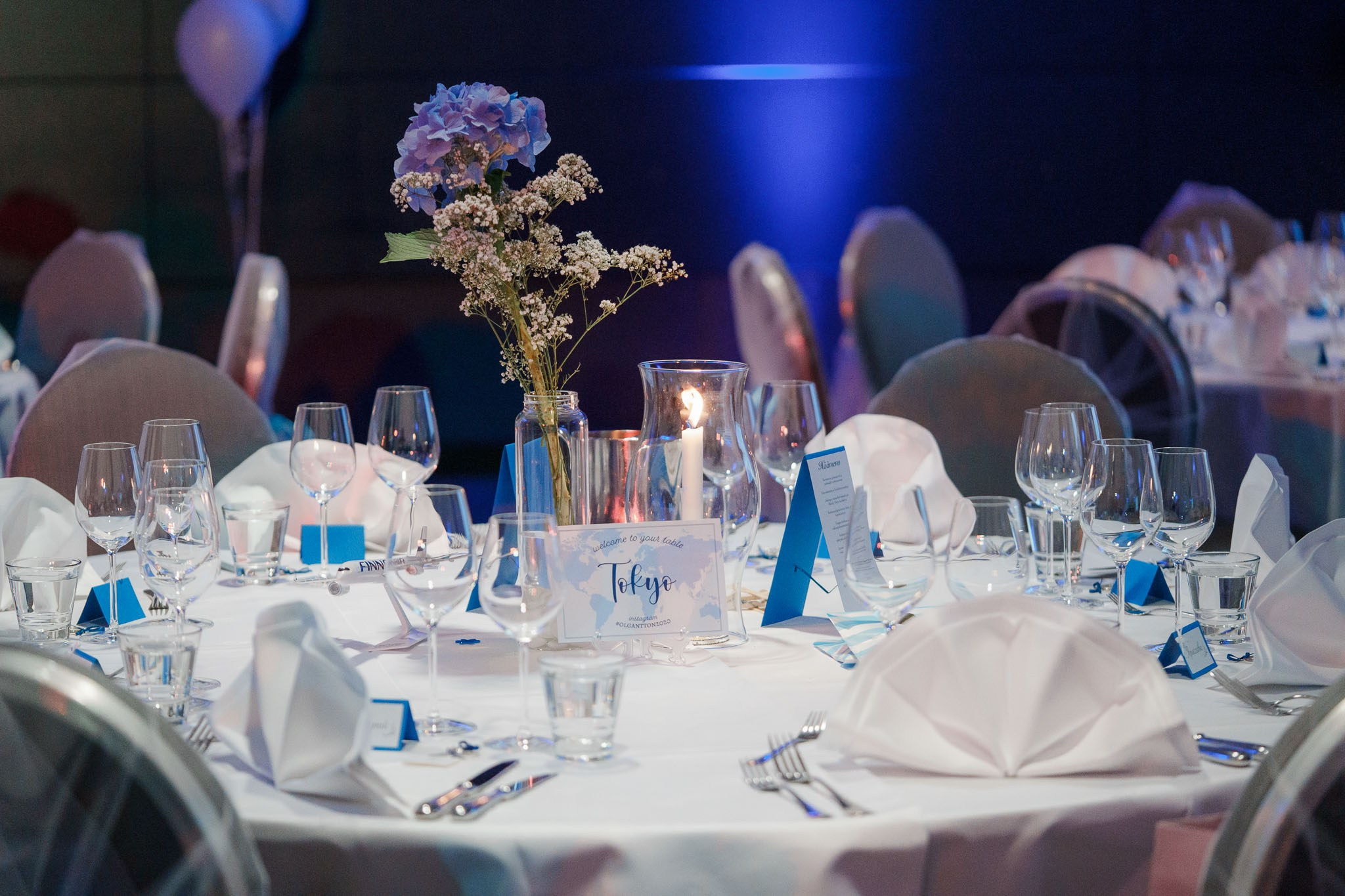 Häävalokuvaaja Helsingissä – Studiohappymoment | Romanttisia hetkiä