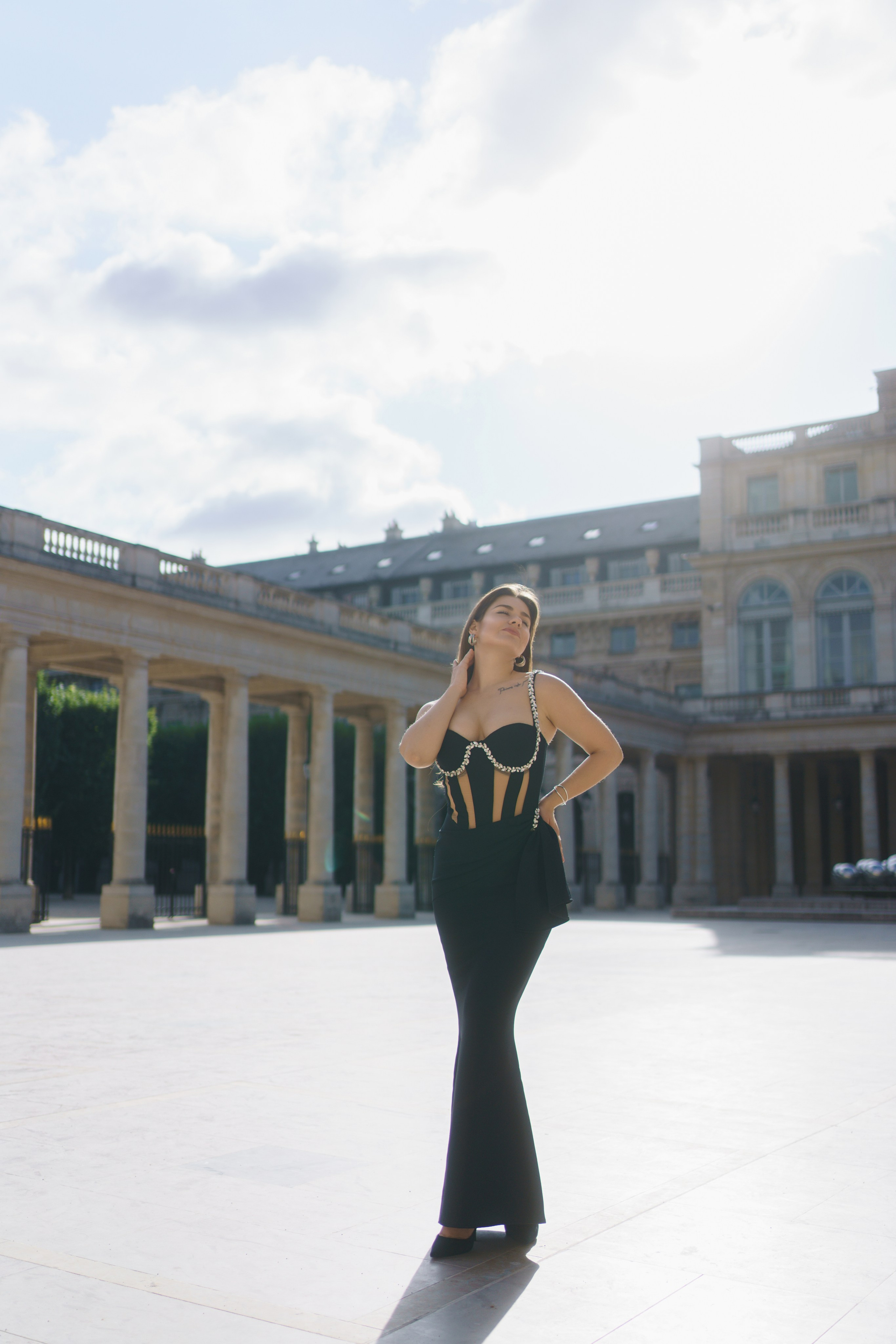 Content shooting. Photographer in Paris Yulia Shkadina | Couples, engagement, pre-wedding, individual photo-shoots in Paris at the best locations