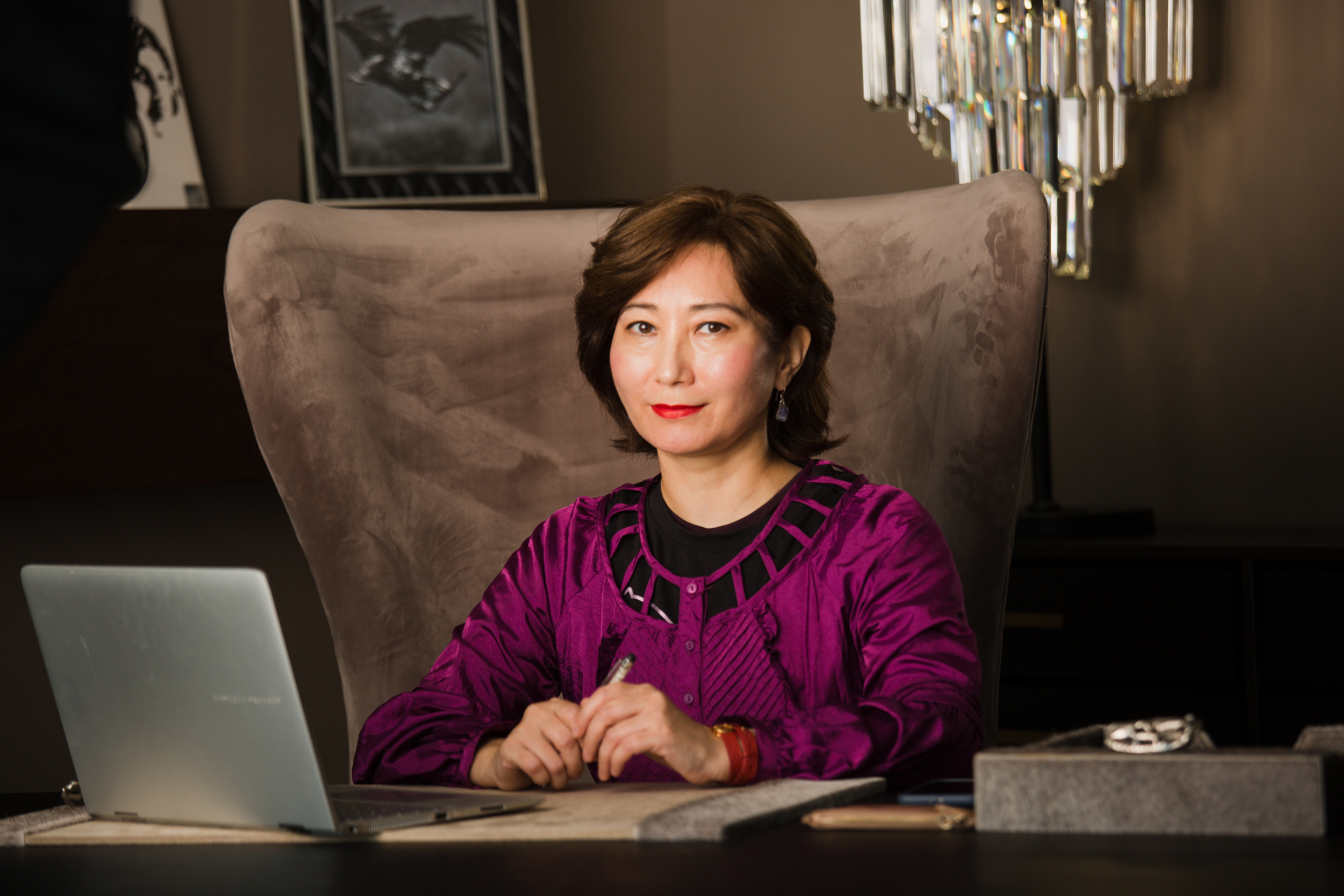 Photo session in dubai for a real estate agent. Photographer in Dubai Dmitry Gromov