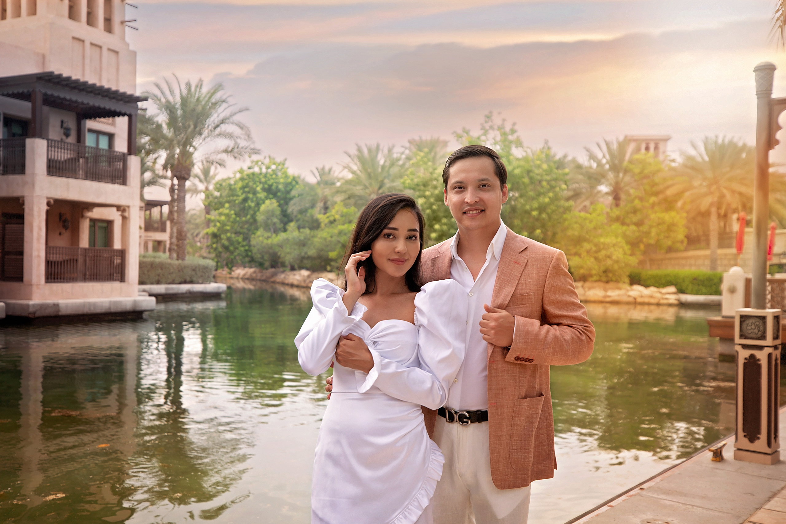 Photo session in dubai for a real estate agent. Photographer in Dubai Dmitry Gromov