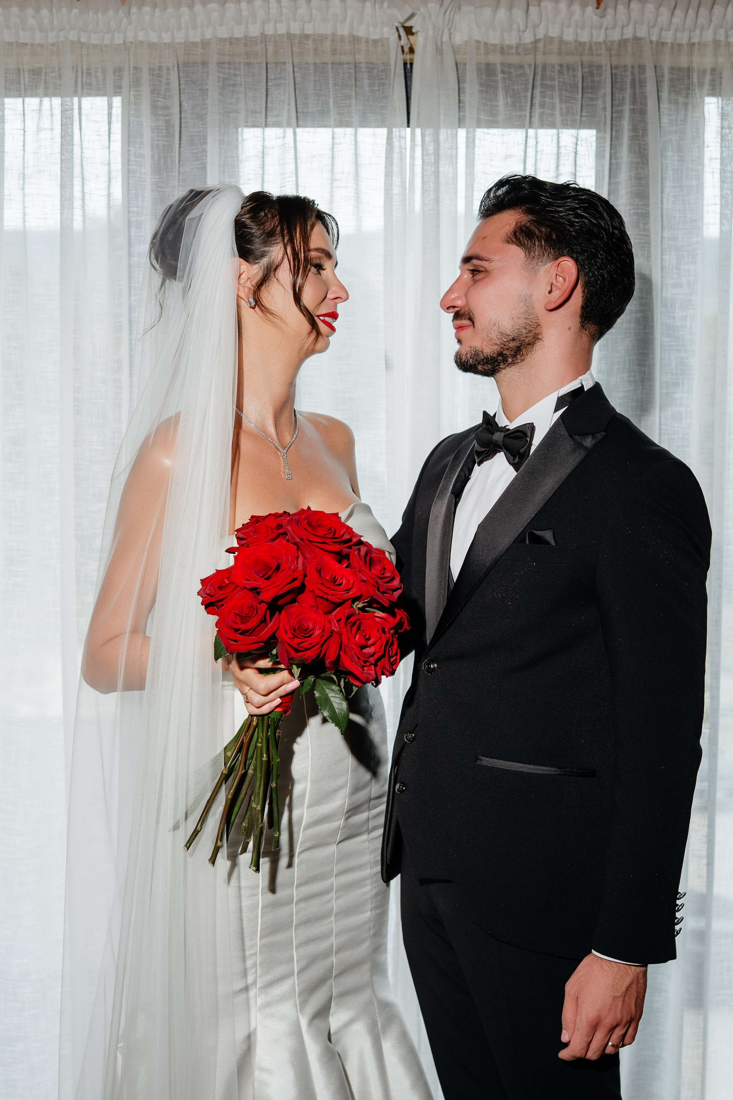 Povestea de nuntă a lui Anca și Dragoș în Bacău | Fotografie de Eveniment. Raw Studio. Fotograful tau de nunta!