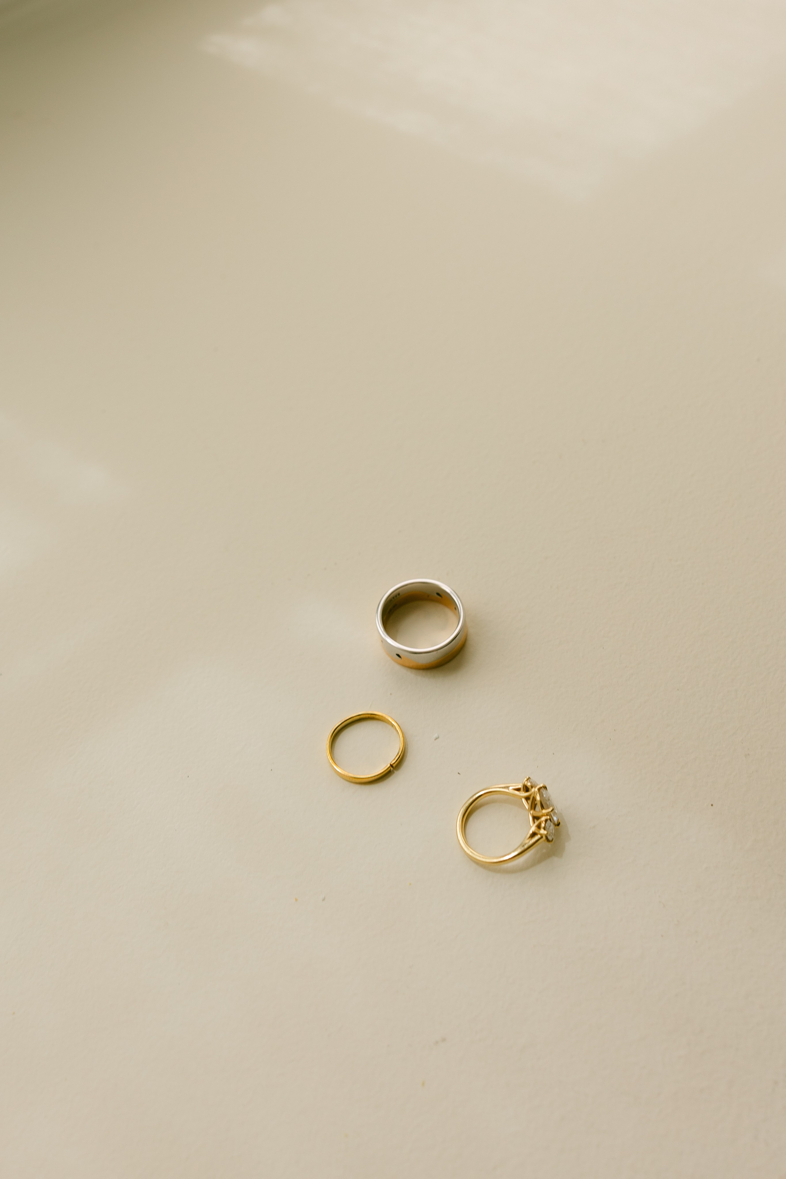 Angela and Julian. Sara Luca | Digital+Film wedding Photographer | Italy and Europe