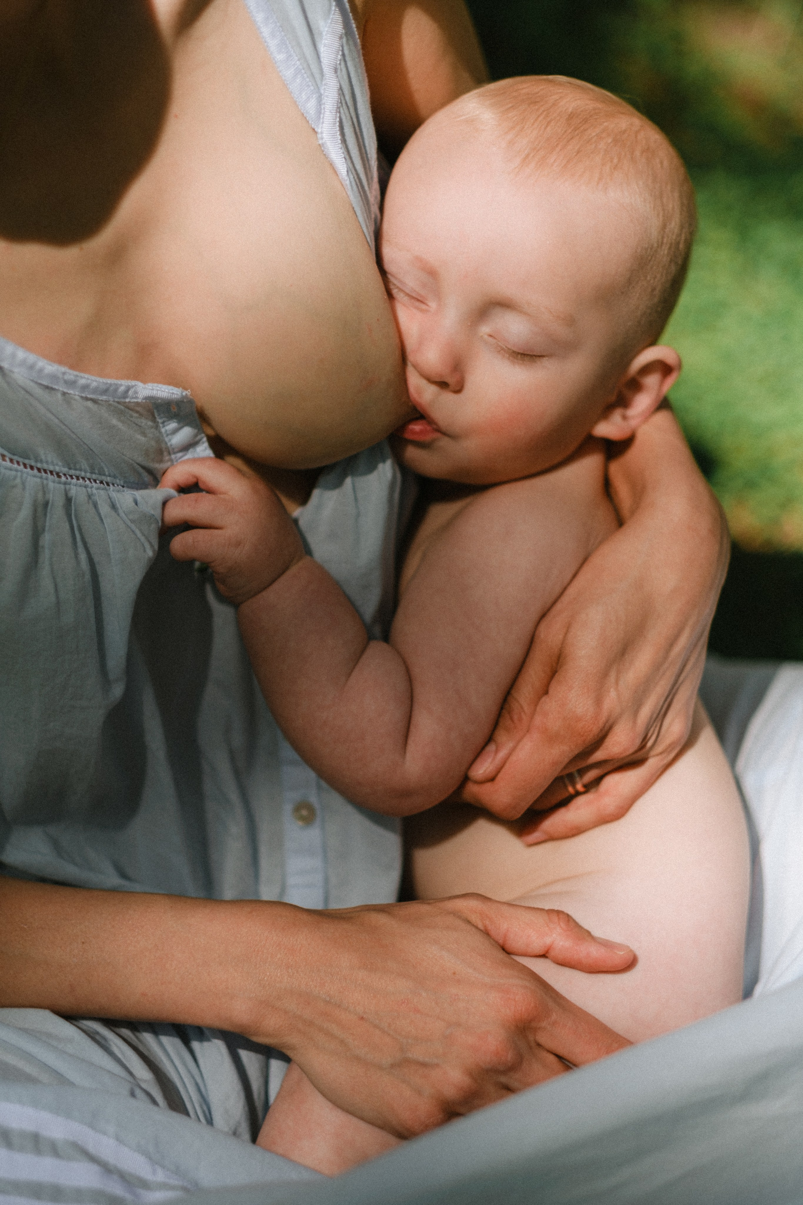 The Fleeting Beauty of Motherhood: Why Being in the Photo Matters. Family Photographer Anna Dobrovolskaia | Richmond, VA