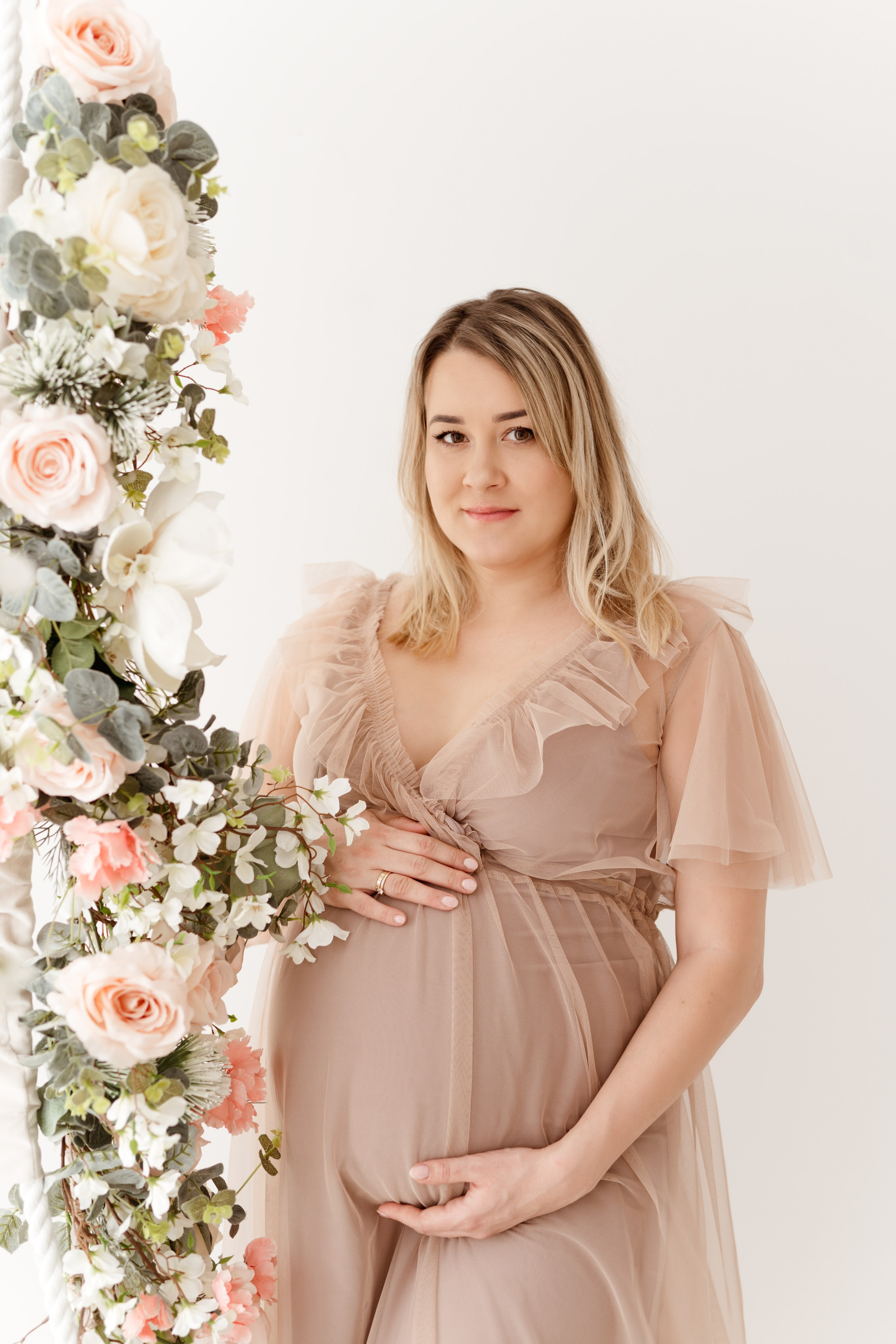 Sesja ciążowa Kasi. Fotograf Łódź - sesja ciążowa, noworodkowa, dziecięca. Studio w Łodzi