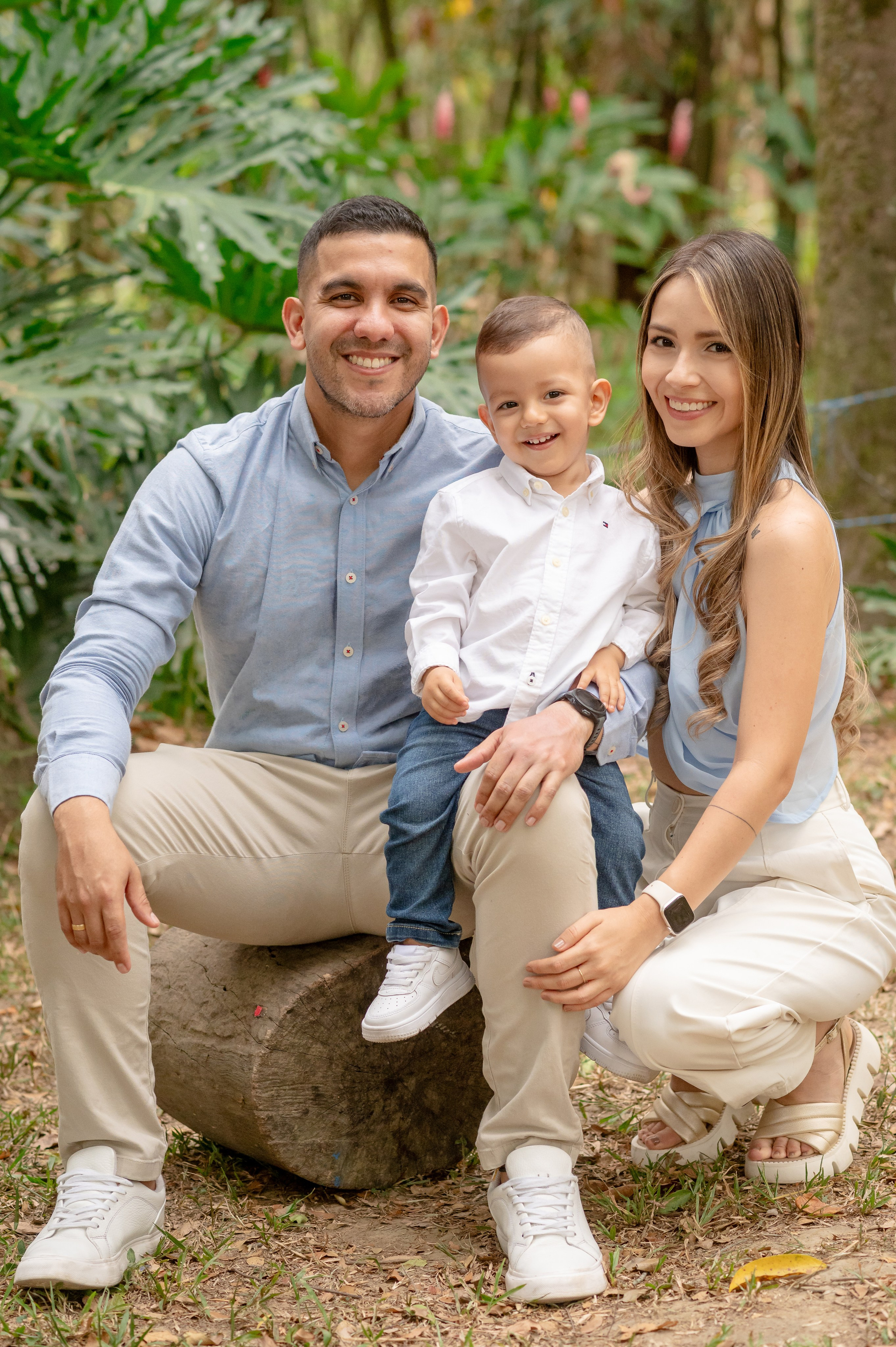 Familia en Exterior. Www.dresalgadophoto.com