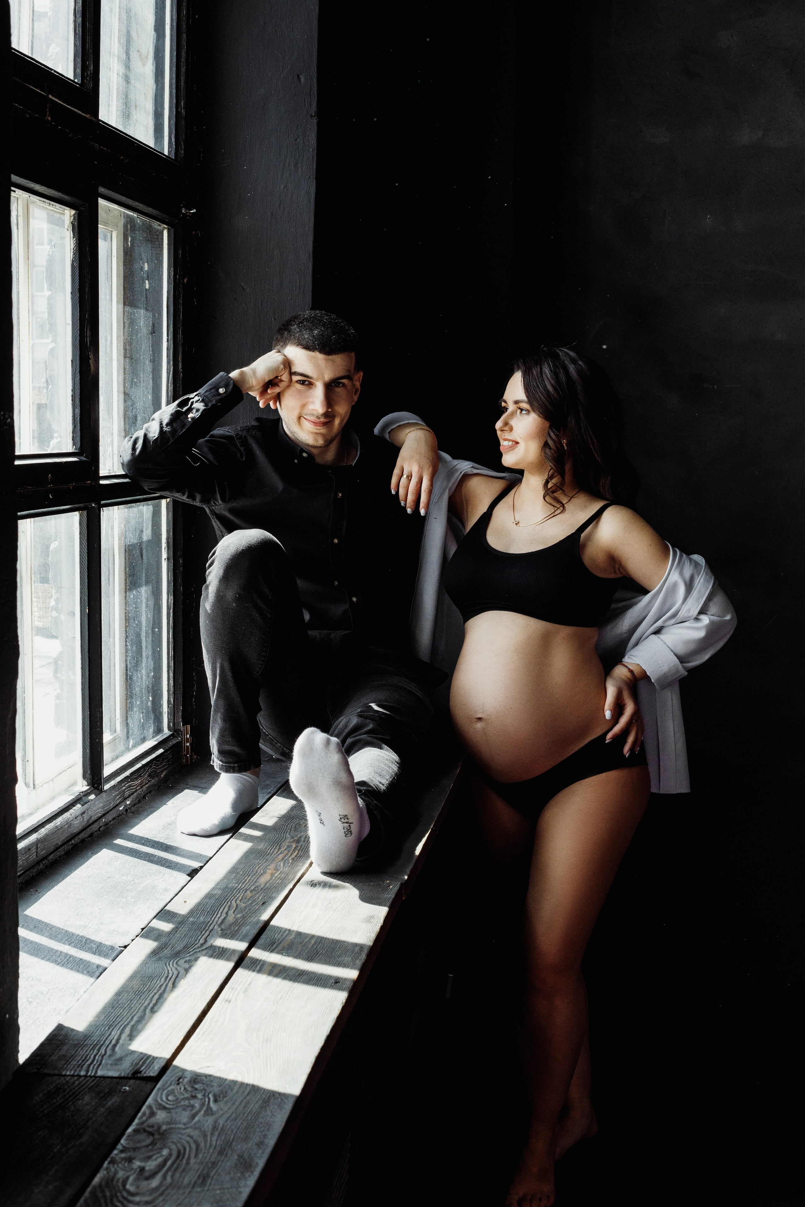Studio Maternity Photography – A Cozy, Home-Like Experience. Alisa Tant — Family and newborn photographer Bucks County, Montgomery county, Philadelphia, NJ