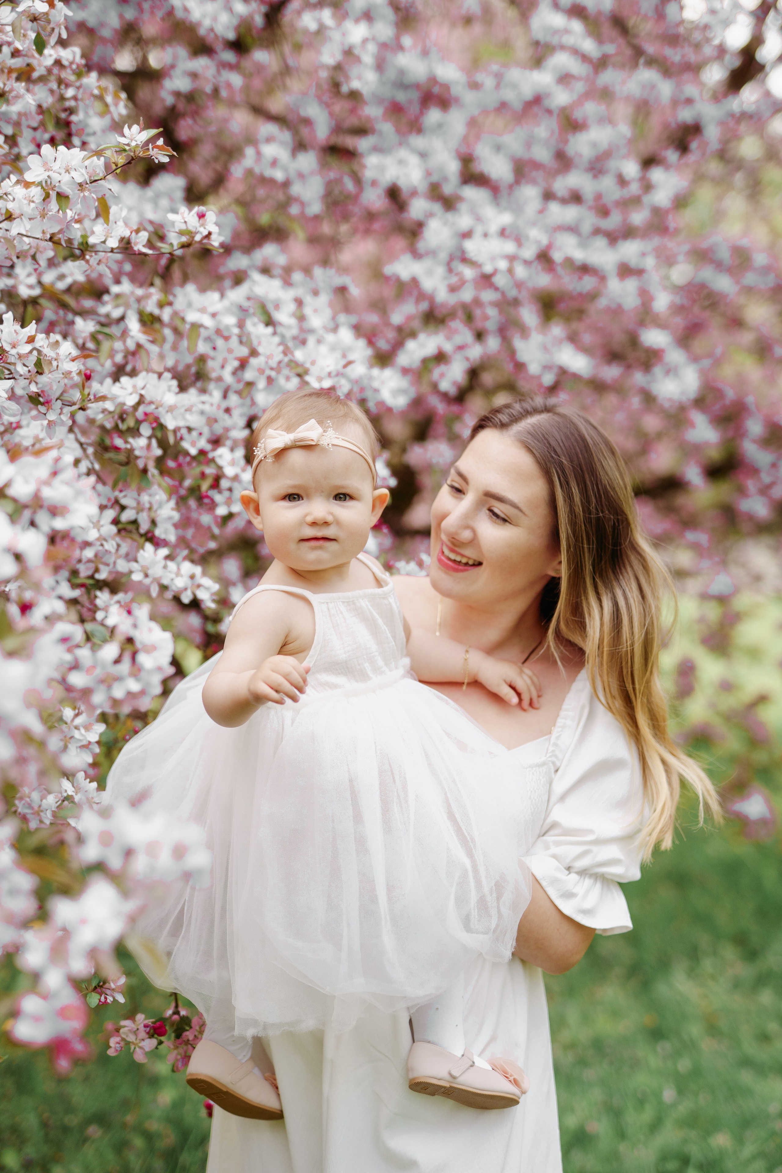 Sesja w plenerze. Fotograf Łódź - sesja ciążowa, noworodkowa, dziecięca. Studio w Łodzi