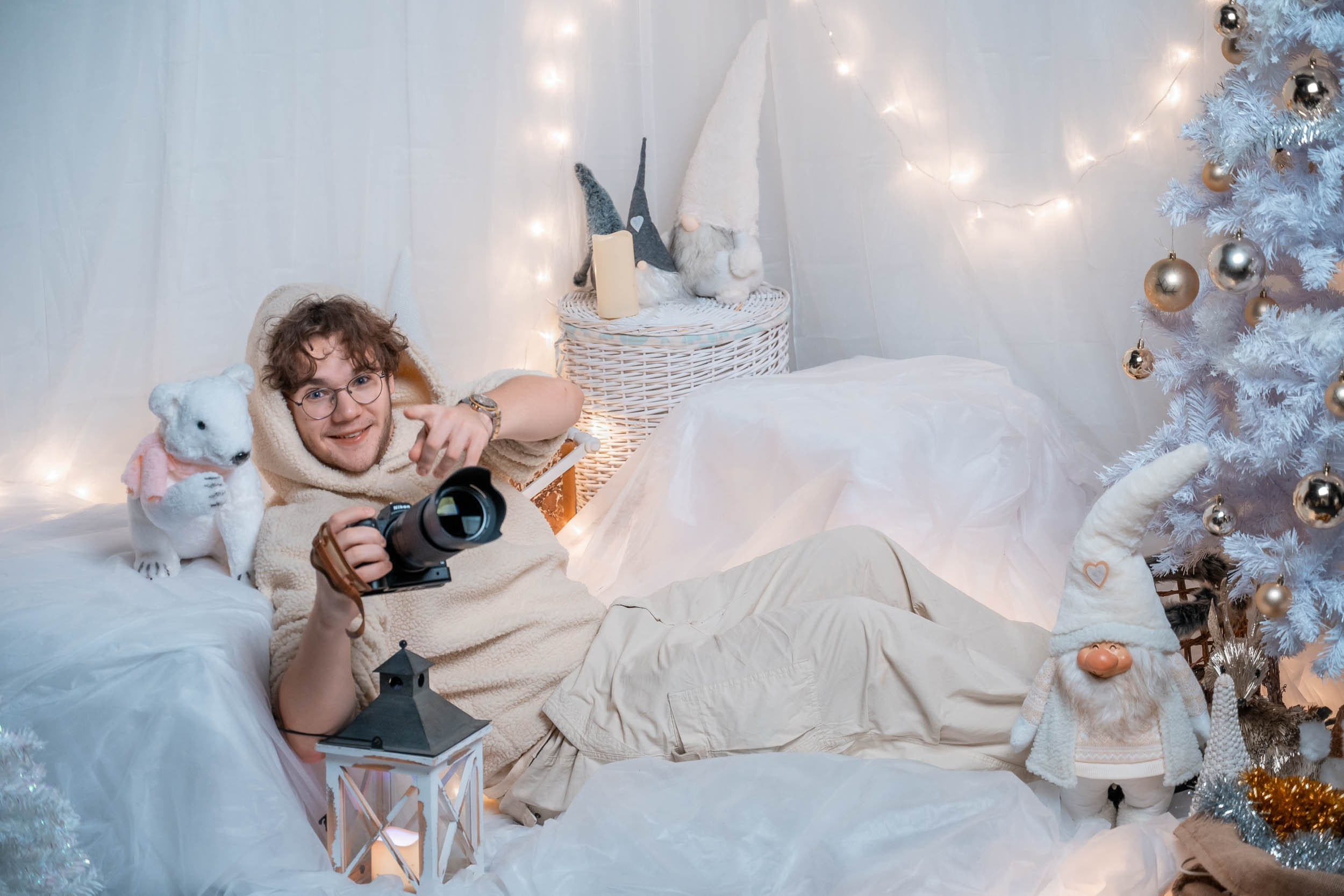 Joulukuvaus Kuopiossa | Lahjoita itselle Joulun Ihme! | Varaa aika. Kinosura Creative Studio Helsingissa ja Kuopiossa