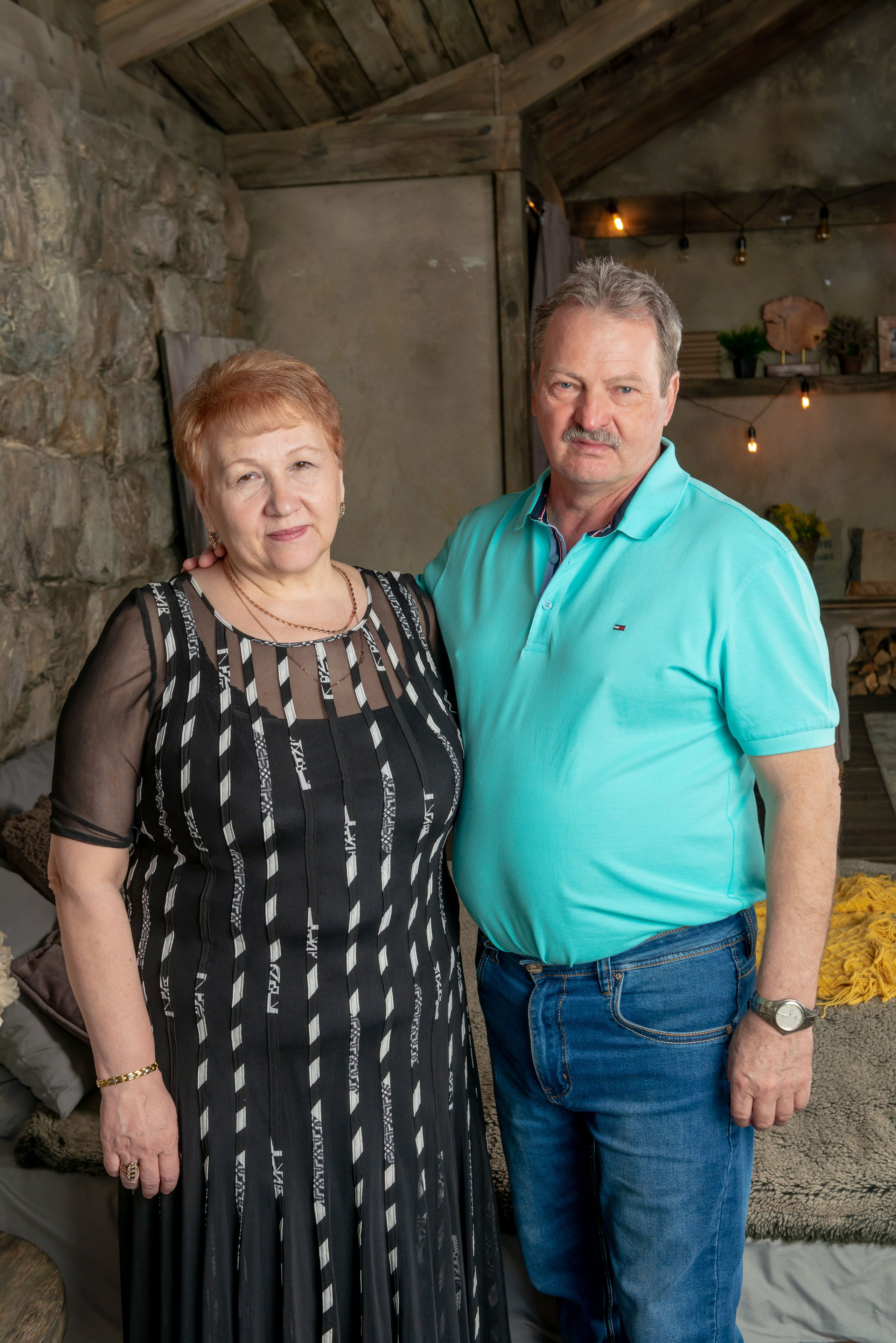 Photosession of a married couple in the studio. FOTÓGRAFO MÉXICO QUINTANA ROO