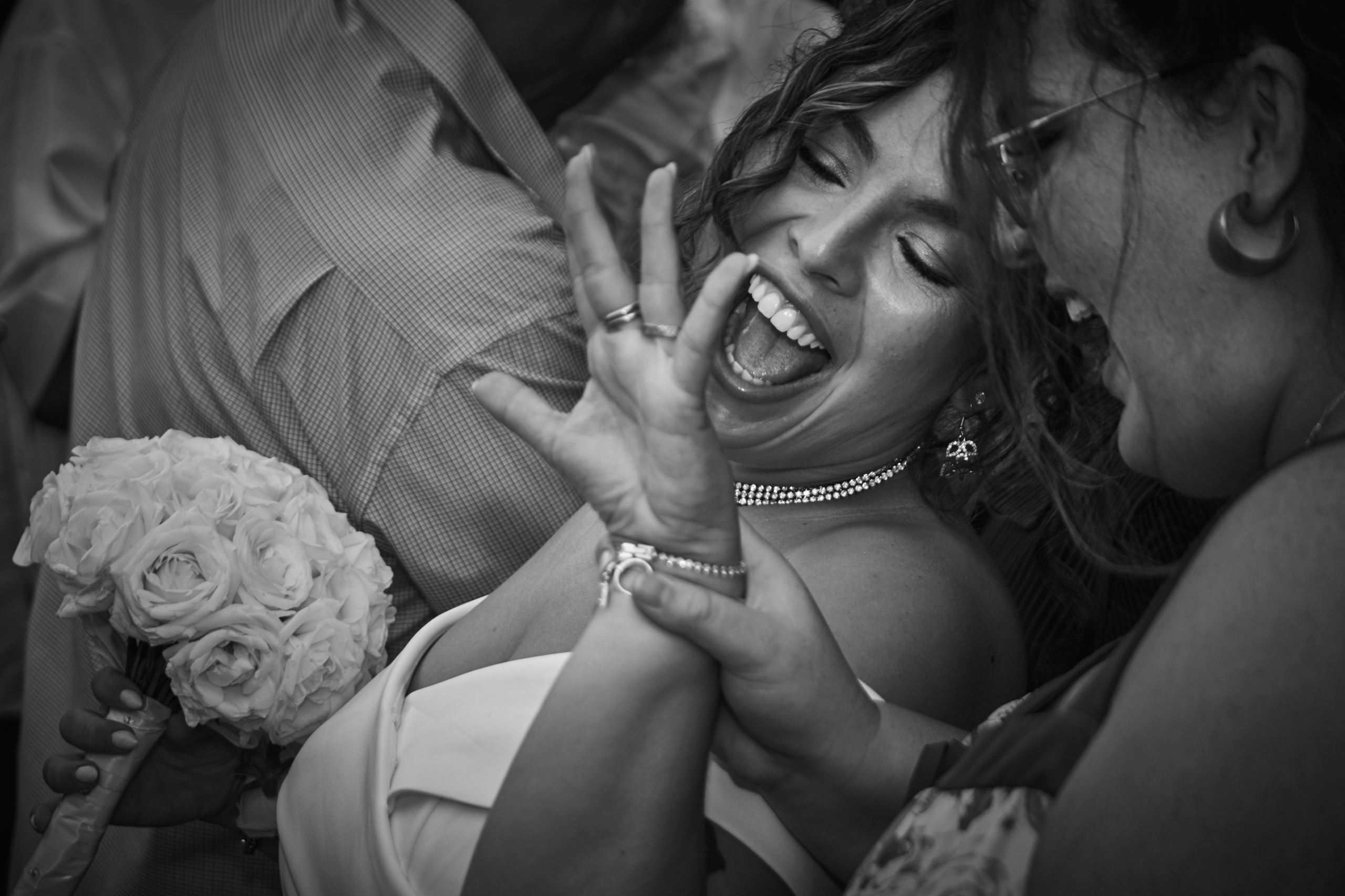 Middle East Photo Agency — Photography & Event Magnets — סוכנות צילום והדפסת מגנטים לאירועים