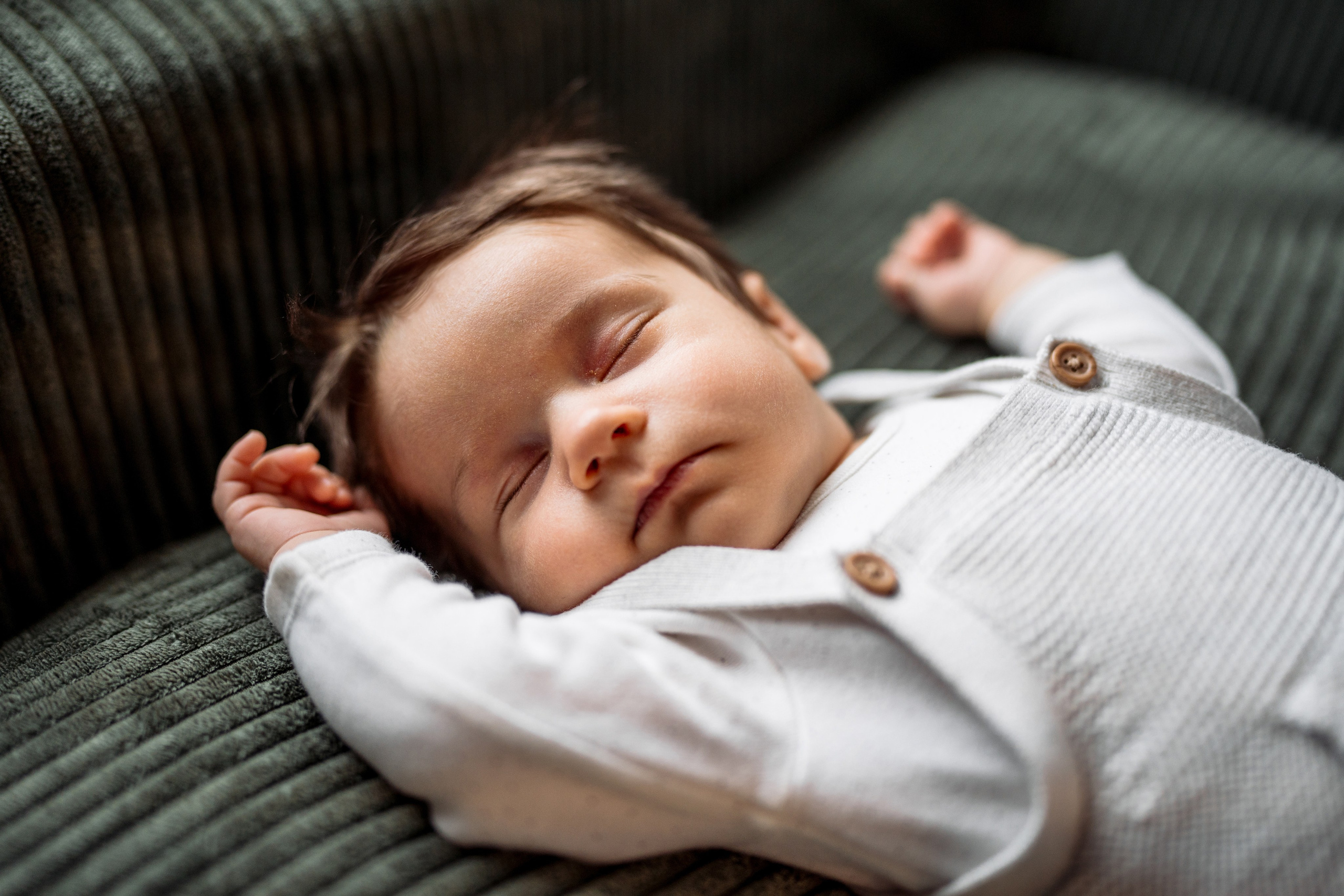 Newborn & Pet Lifestyle Photography – Cute & Heartwarming. Alisa Tant — Family and newborn photographer Bucks County, Montgomery county, Philadelphia, NJ