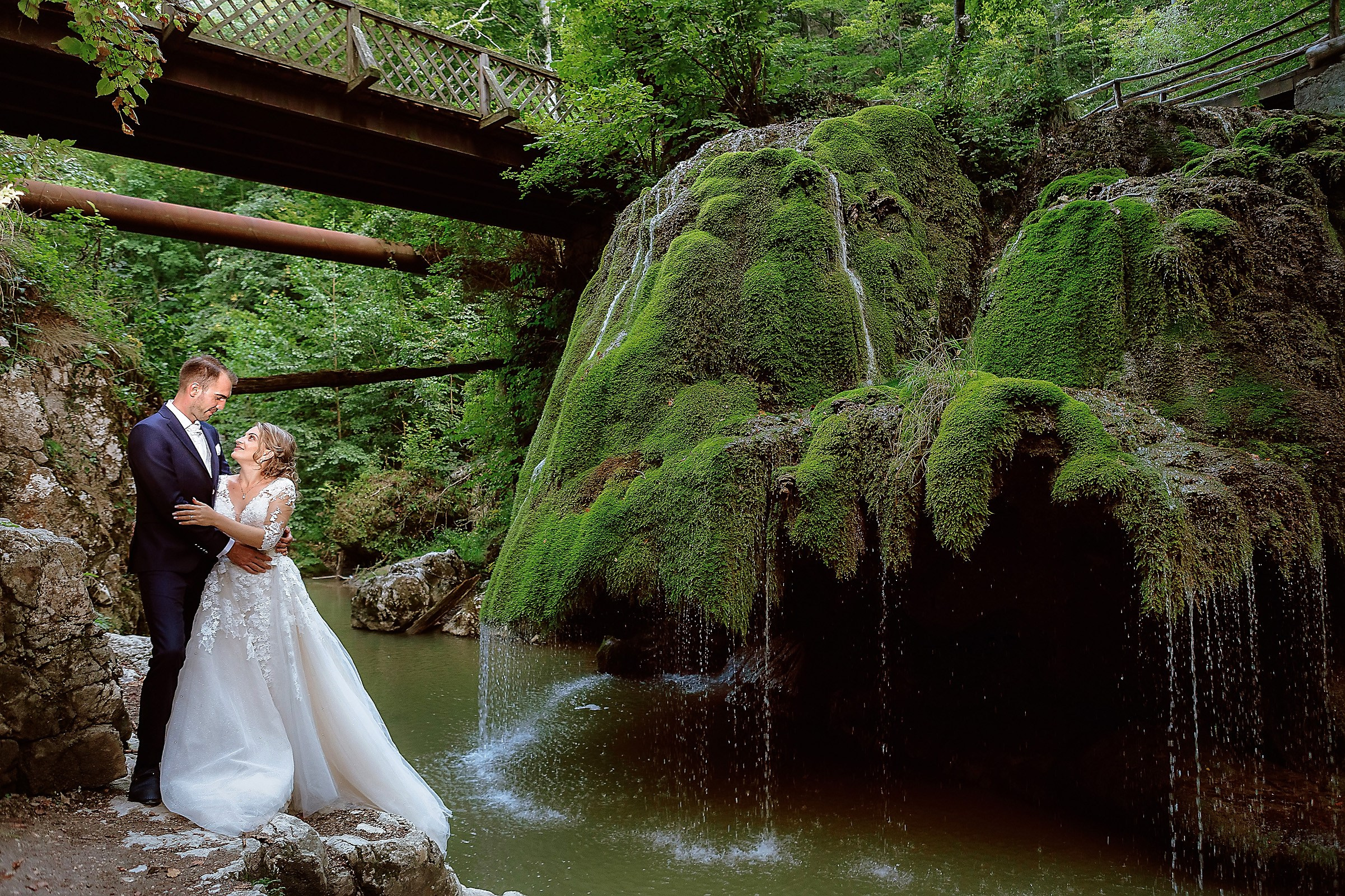 Fotograf Nunta Trash the Dress Cazanele Dunarii, Cascada Bigar, Orsova, Dunare Craiova Pitesti 2024 0003