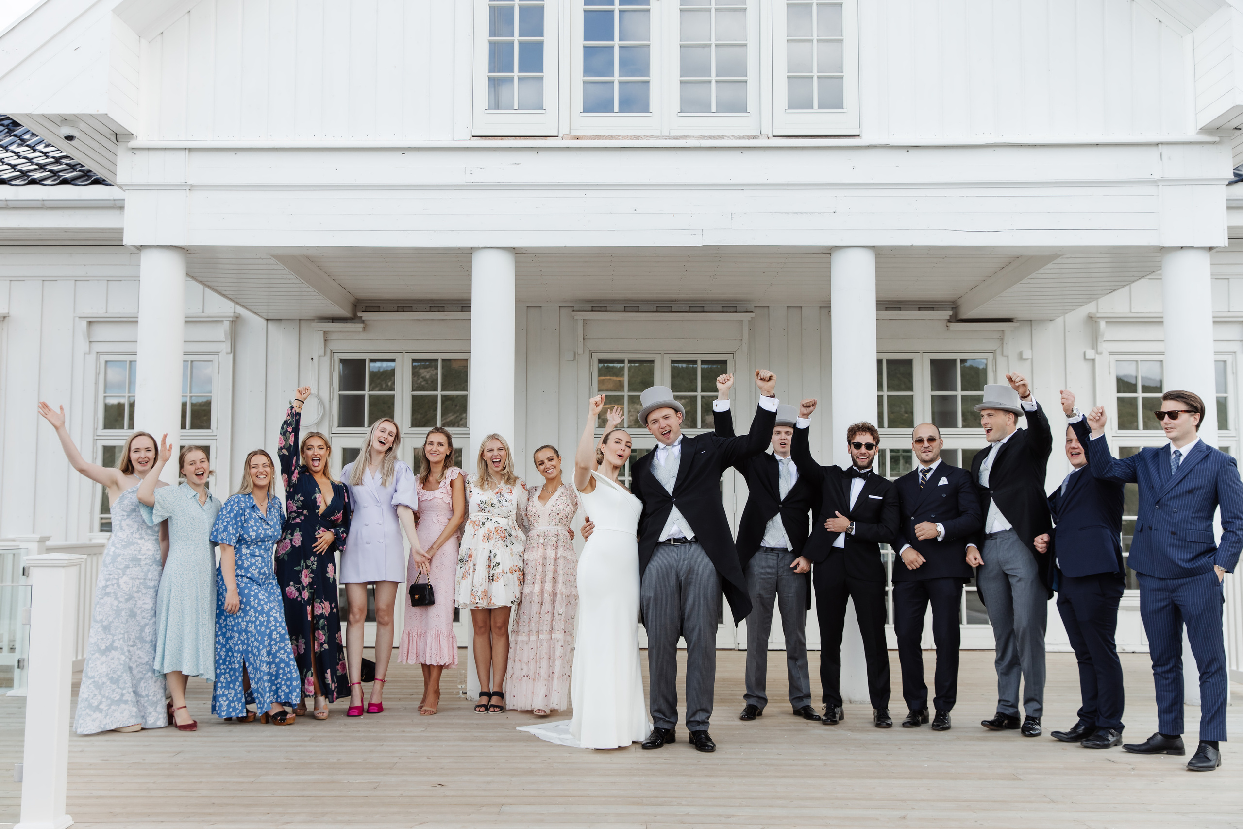 Wedding photographer in Tallinn. Wedding Photographer in Marbella, Como, Tuscany, Cannes