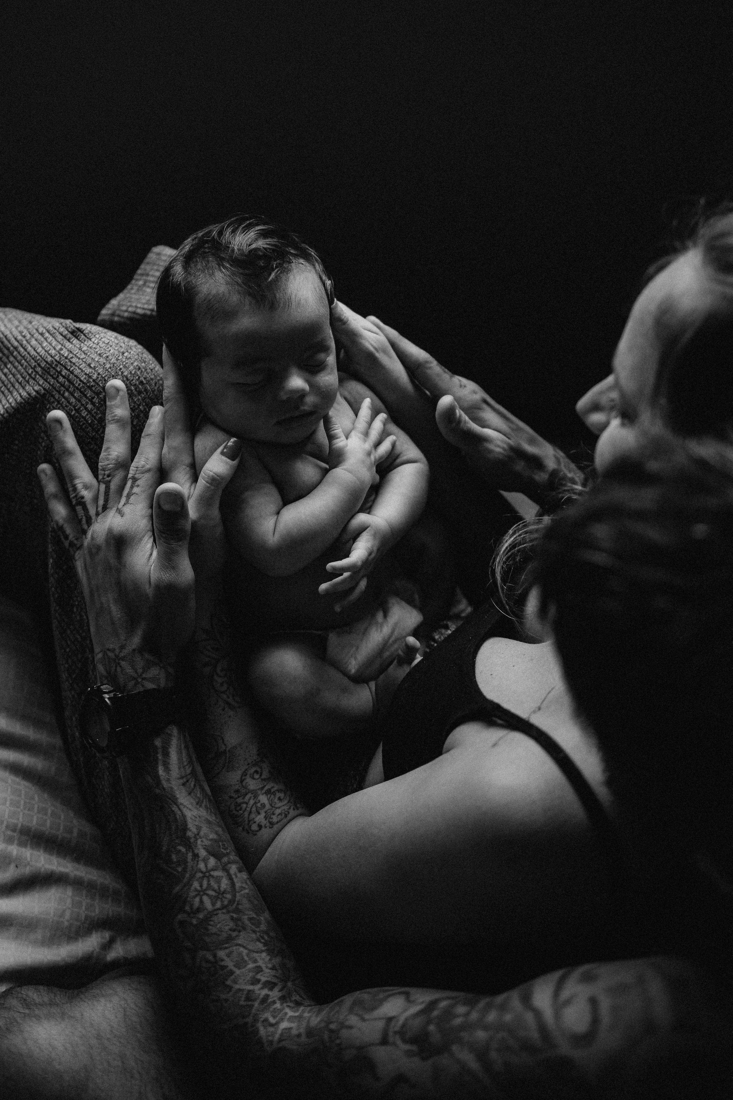 Luca’s 1 month. Fotografa documental de familia e nascimento em Florianópolis SC Daria Ermolaev