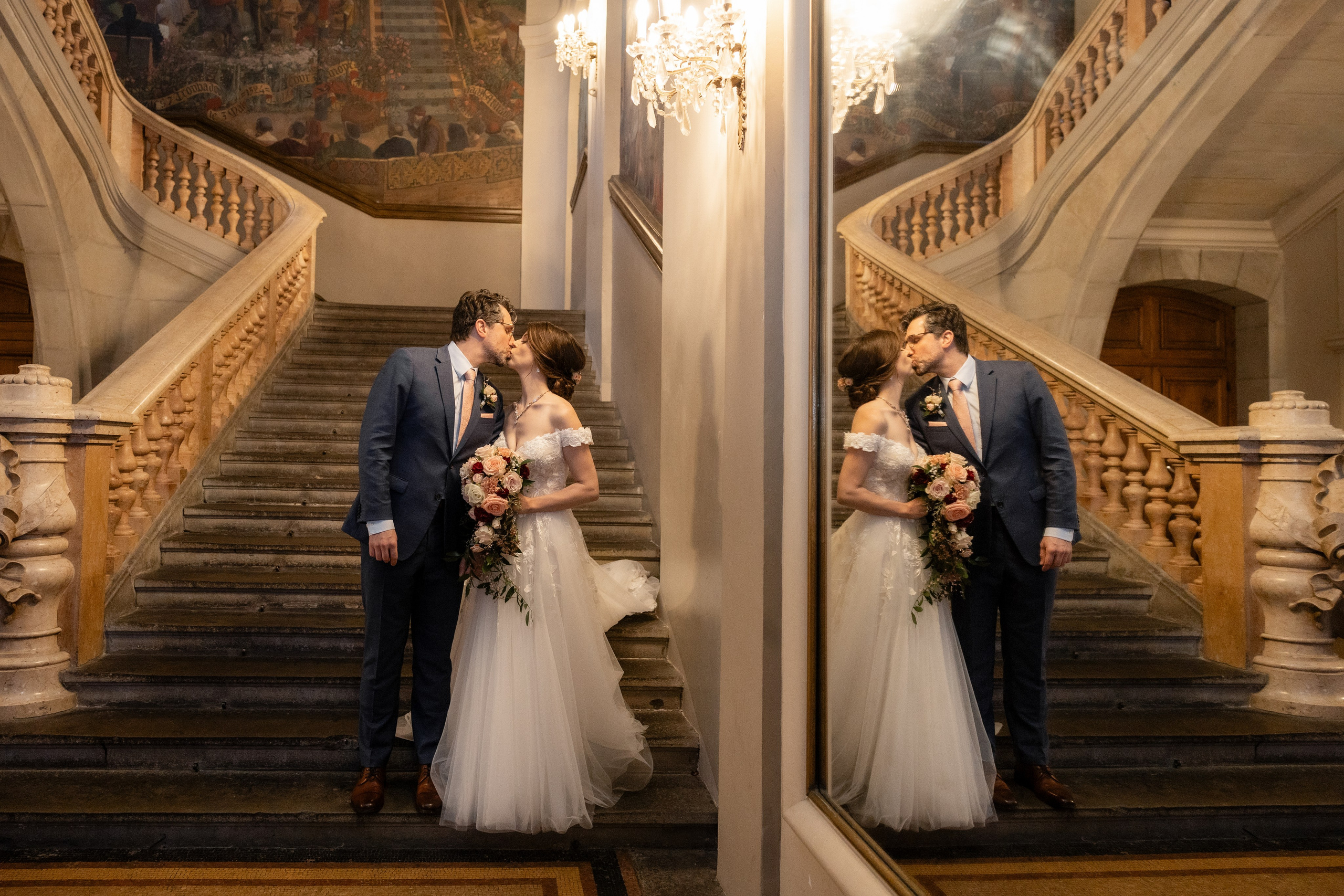Mariage de Noël inoubliable à Toulouse, Capitole. Gillian & Scott. Eugénie Smirnova — photographe à Toulouse et dans le sud-ouest de la France