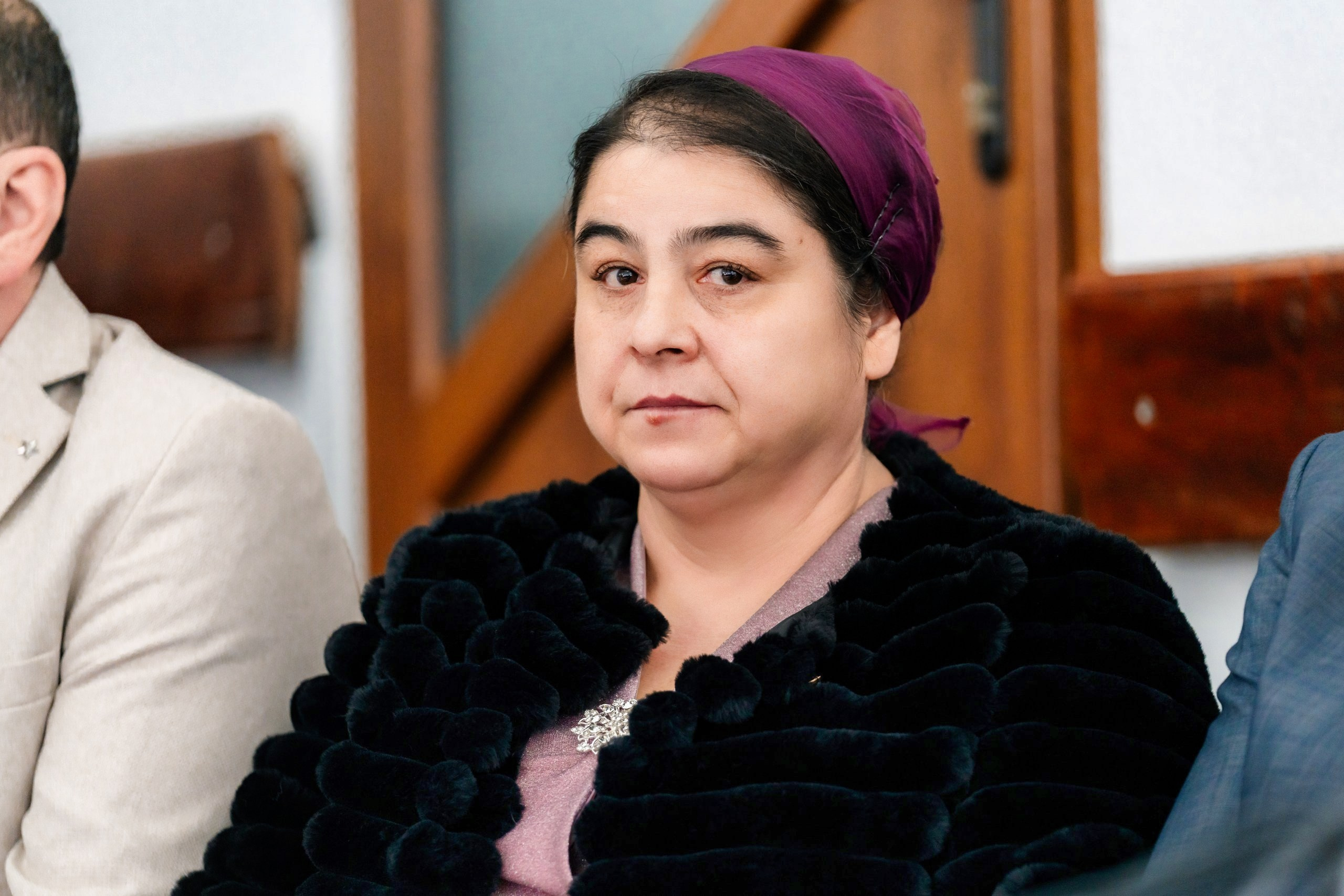 Fotograf nuntă Târgu Neamț – Samuel și Roxana, fotografie autentică realizată de AlinoFotoStudio 2. Fotograf nuntă Iași, Bacău, Suceava și Botoșani – Alin Chirilă surprinzând momente reale de nuntă 3. Fotografie de nuntă cu emoție și credință – AlinoFotoStudio, fotograf povestitor 4. Fotograf profesionist nuntă în Moldova – cadre naturale și pline de emoție 5. Alin Chirilă fotograf nuntă – poveste reală surprinsă prin fotografie 6. Fotograf nuntă cu stil documentar – momente autentice din ziua nunții Pregătiri mireasă acasă – fotografie naturală realizată de Alin Chirilă fotograf nuntă 8. Detalii din ziua nunții – fotograf nuntă Iași și Botoșani, AlinoFotoStudio 9. Emoții din dimineața nunții – fotograf profesionist Moldova 10. Cadre autentice din pregătiri – fotograf nuntă Suceava și Bacău Ceremonie religioasă nuntă – moment emoționant surprins de fotograf Alin Chirilă 12. Nuntă cu valori creștine – fotografie din biserică realizată cu discreție 13. Rugăciune și emoție în ziua nunții – fotograf nuntă Târgu Neamț 14. Legământ în fața lui Dumnezeu – fotografie de nuntă autentică 15. Fotograf nuntă biserică – momente sincere și pline de semnificație Petrecere de nuntă – cadre naturale realizate de AlinoFotoStudio 17. Bucurie și dans la nuntă – fotograf nuntă Iași și împrejurimi 18. Momente autentice de la restaurant – fotograf nuntă Bacău Suceava 19. Atmosferă de nuntă surprinsă discret – Alin Chirilă fotograf -AlinoFotoStudio – fotograf nuntă cu abordare naturală și emoțională 21. Alin Chirilă fotograf – povestitor prin fotografie de nuntă 22. Fotograf nuntă în Moldova – stil documentar și autentic 23. Fotografie de nuntă sinceră și elegantă – AlinoFotoStudio- Fotograf nuntă Iași Bacău Suceava Botoșani – Alin Chirilă AlinoFotoStudio 26. Fotograf nuntă Târgu Neamț și Moldova – fotografie profesională de eveniment 27. Fotograf nuntă cu valori creștine și stil documentar – AlinoFotoStudio - Alin Chirilă – AlinoFotoStudio Fotograf nuntă Iași • Bacău • Suceava • Botoșani - Samuel & Roxana, Târgu Neamț -Momente reale, trăite sincer și păstrate pentru totdeauna.