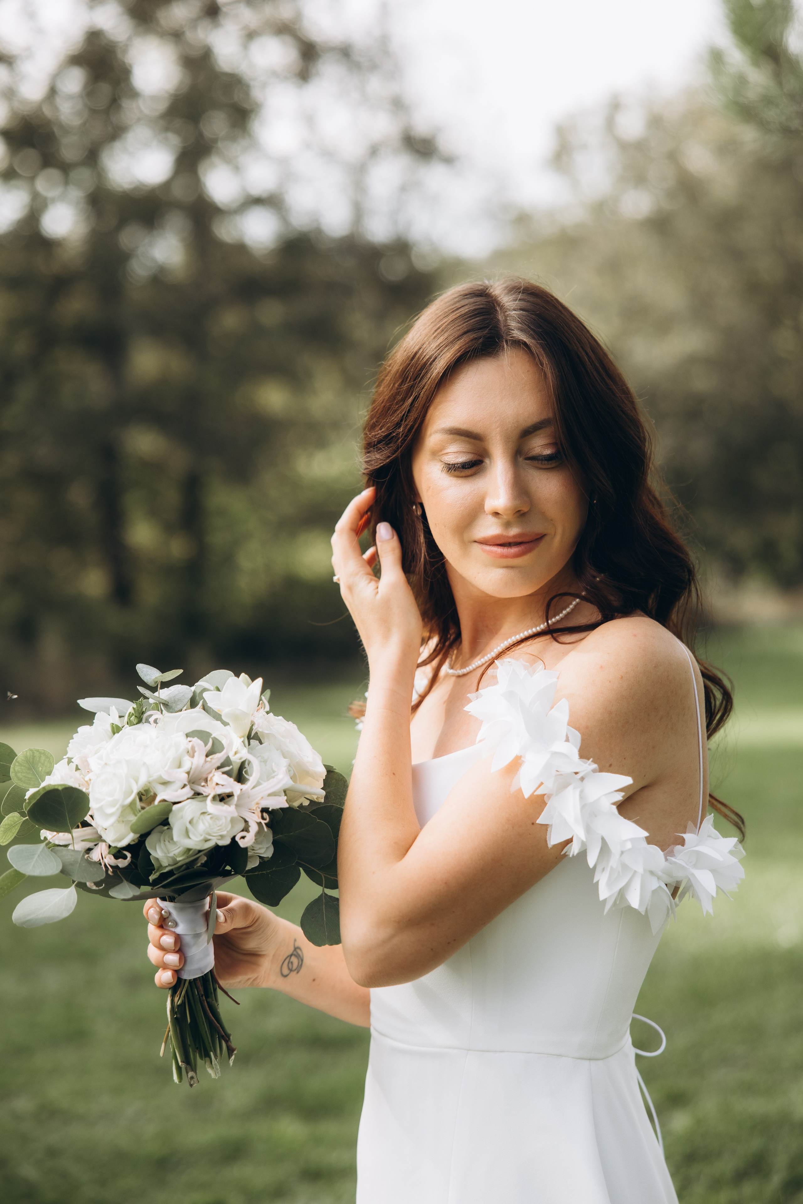 French Chateau Wedding. Elopement at Château de Cénevières. Eugénie Smirnova — your photographer in Toulouse and southwest France