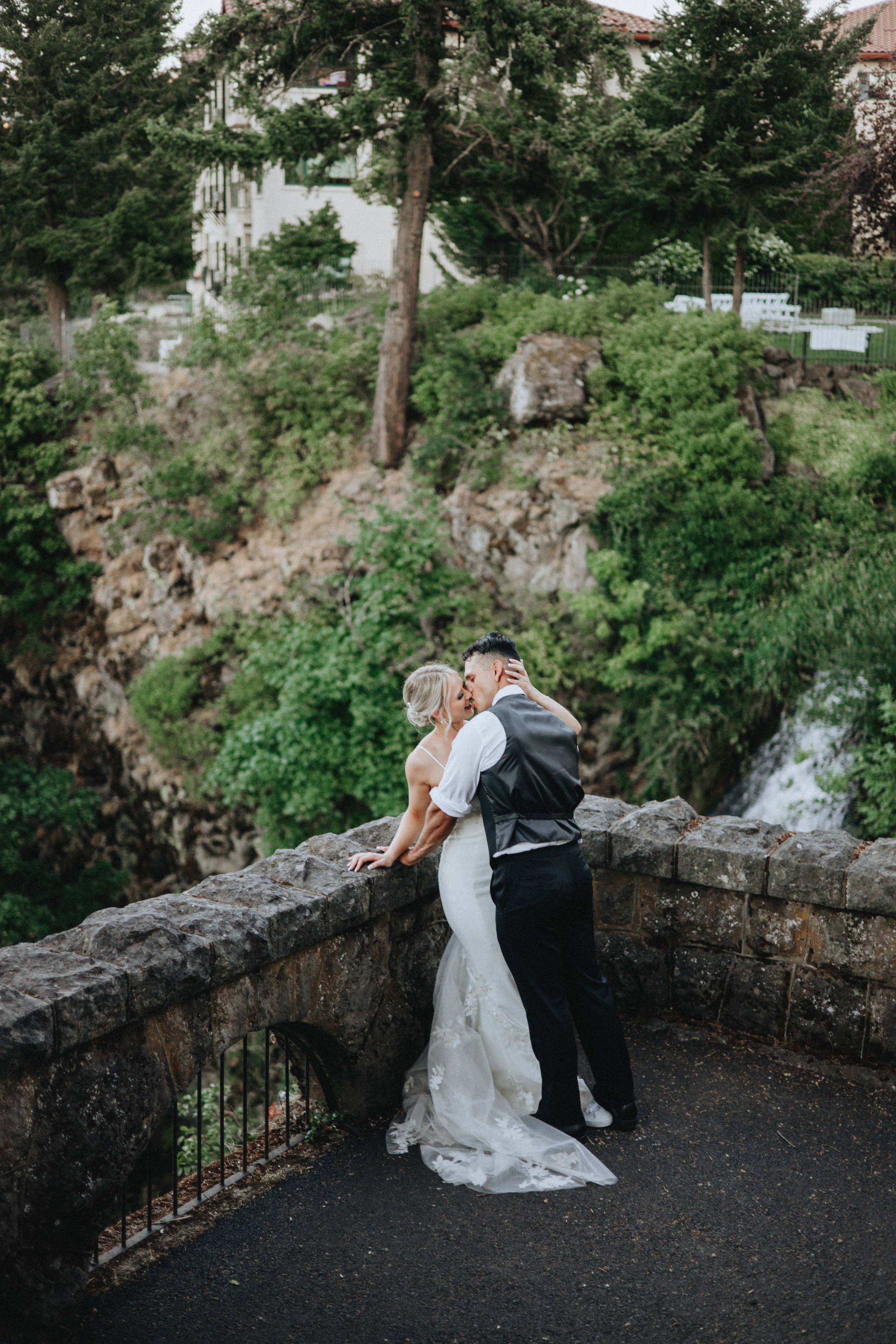 Brook & Richard's Wedding in Portland Oregon| Captured by Georgy Shishkin, Professional Wedding Photographer Seattle, Bend & Oregon Coast. Capturing Love in the Heart of the Pacific Northwes