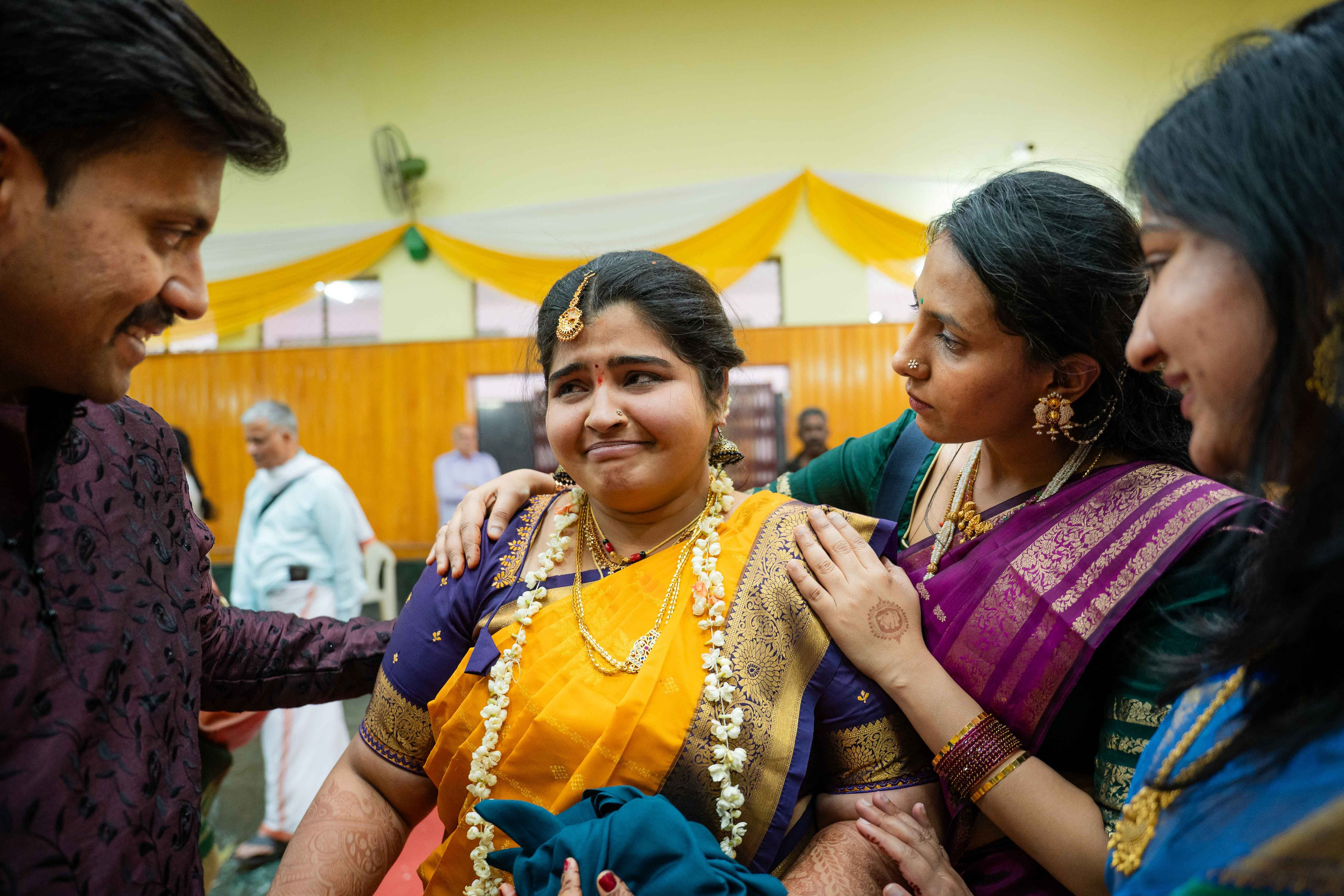 Aishwarya & Shashank. Documentary Wedding Photo & Film Studio | Truly Yours