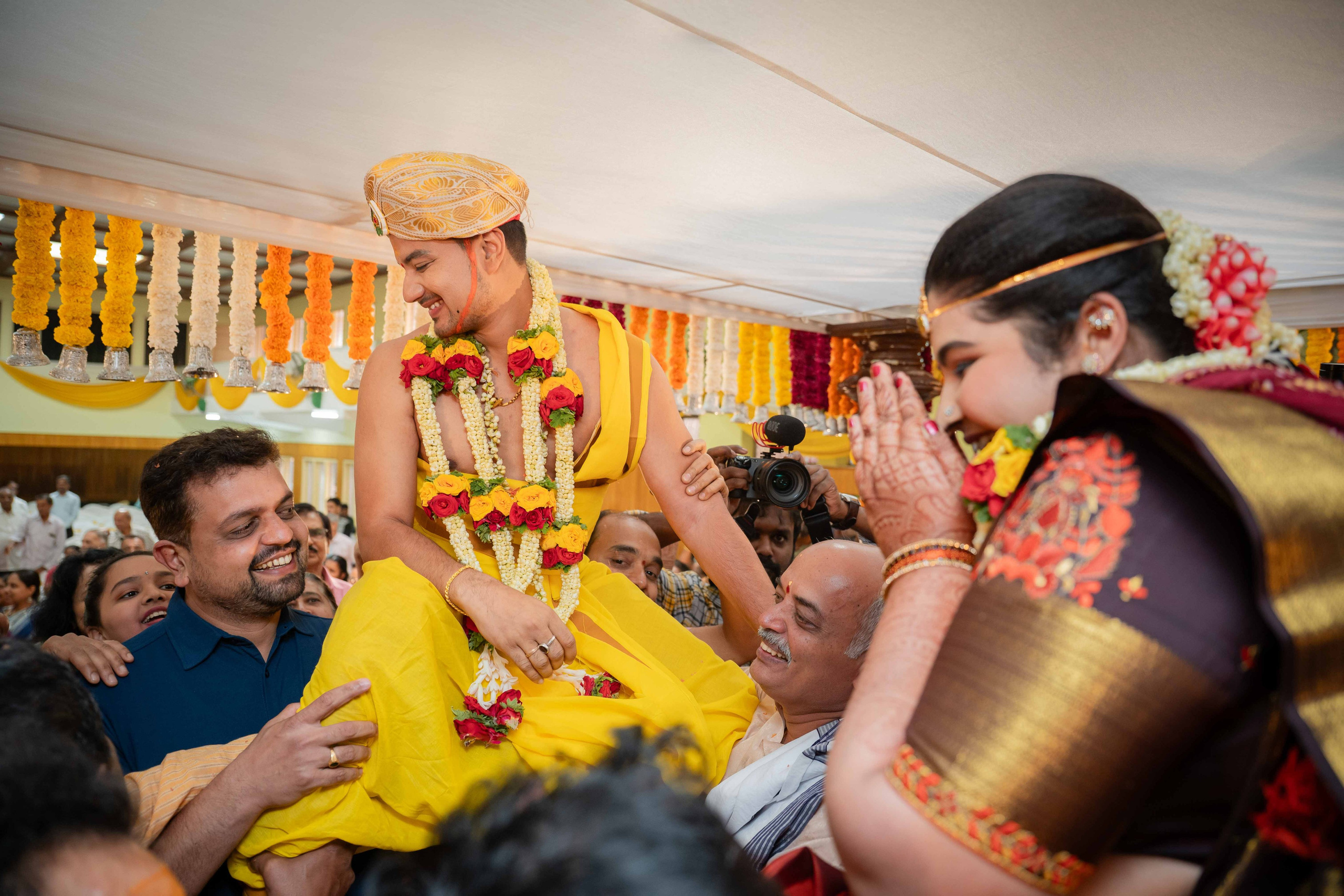 Aishwarya & Shashank. Documentary Wedding Photo & Film Studio | Truly Yours