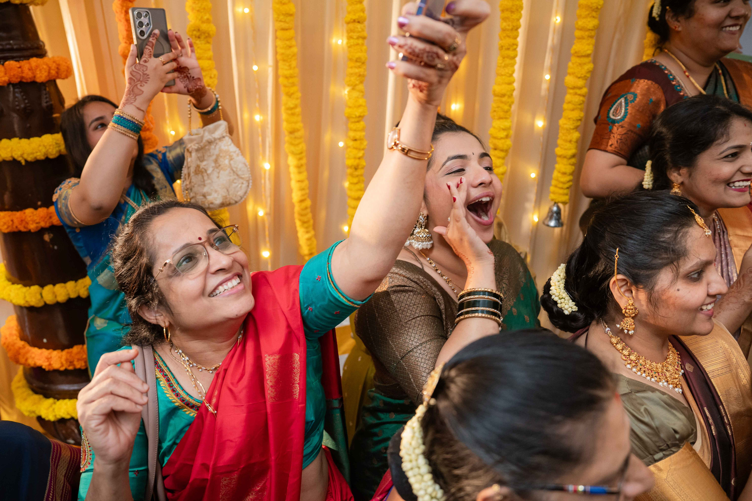 Aishwarya & Shashank. Documentary Wedding Photo & Film Studio | Truly Yours