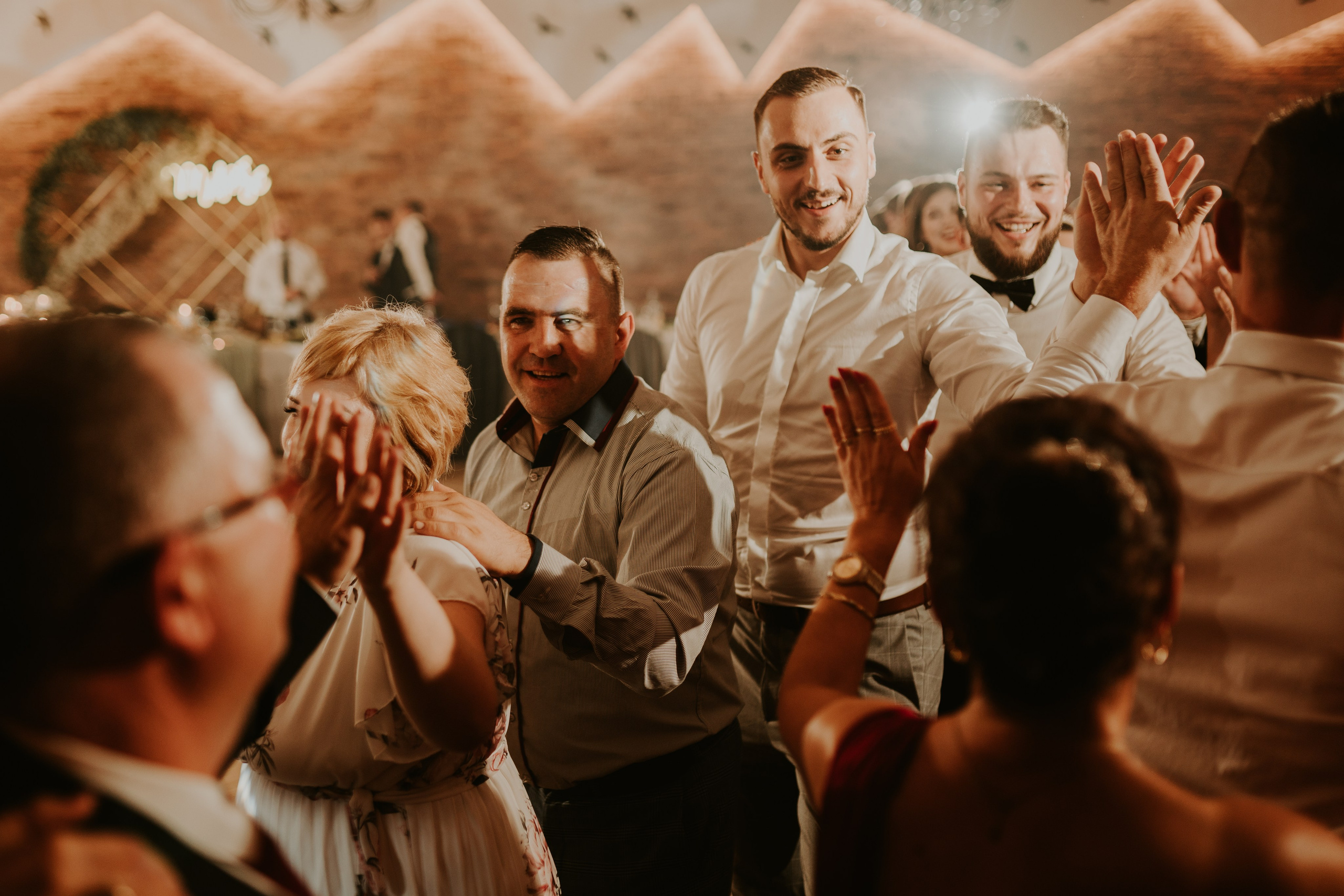 Trzy Drzewa: wspaniała uroczystość Wiktorii i Kamila. Karkowskafoto - fotografia miłości