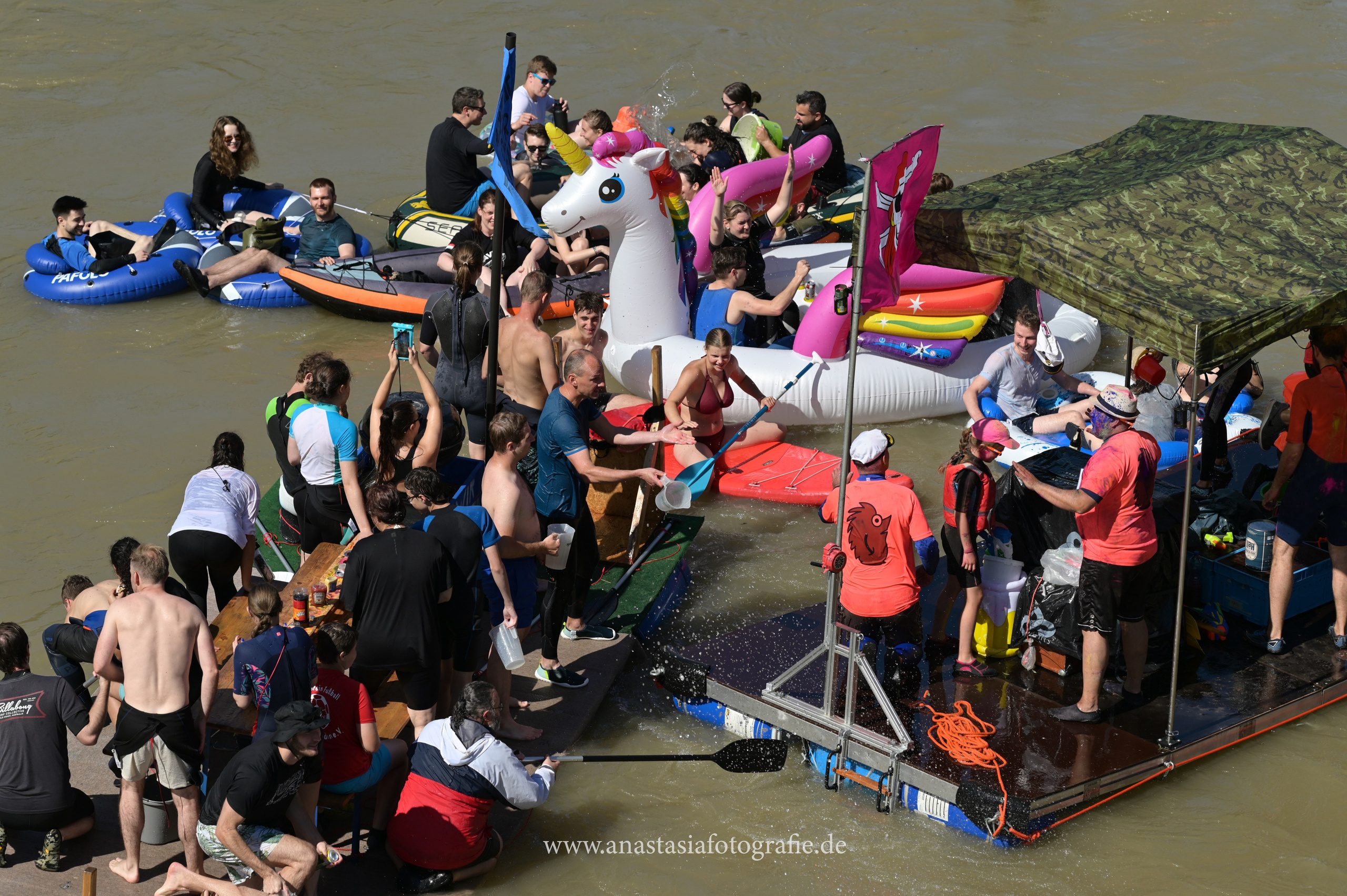 Nabada Ulm 2025. Newbornfotograf Kinderfotograf Ulm Familienfotograf Anastasia Neu-Ulm