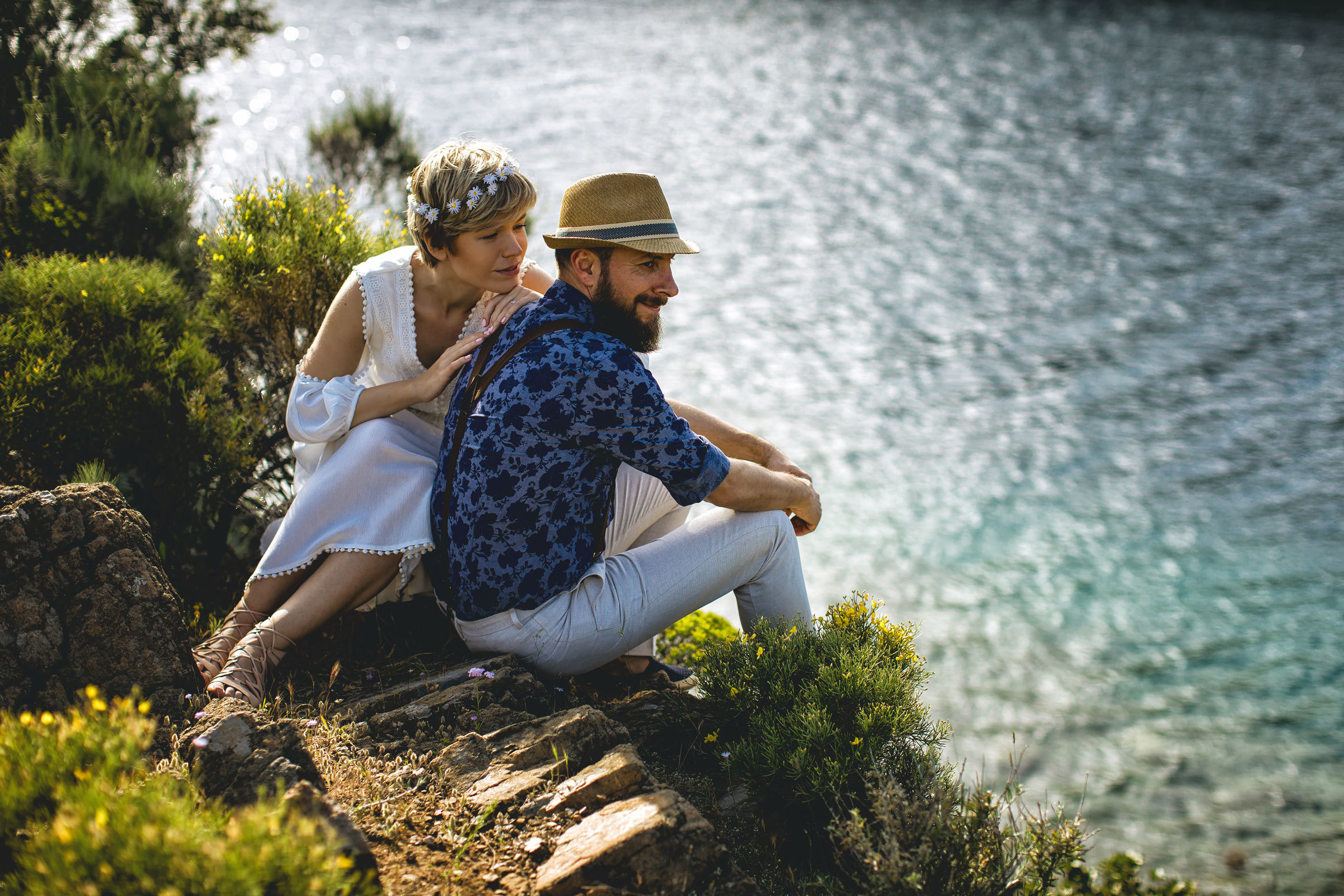 Outdoor wedding photo session on the wild rocky beaches of Amazon. Julia Ganch I Fashion Wedding Photography I Cappadocia Turkey
