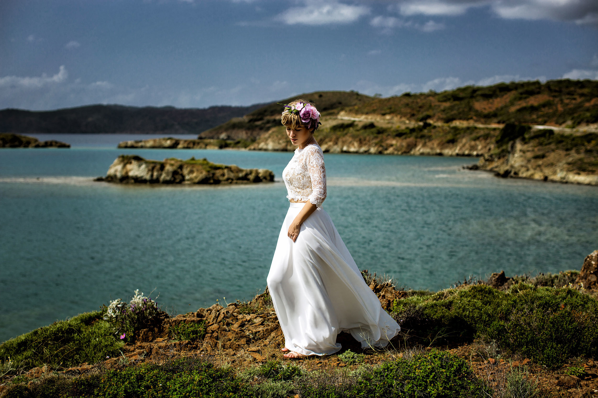 Outdoor wedding photo session on the wild rocky beaches of Amazon. Julia Ganch I Fashion Wedding Photography I Cappadocia Turkey