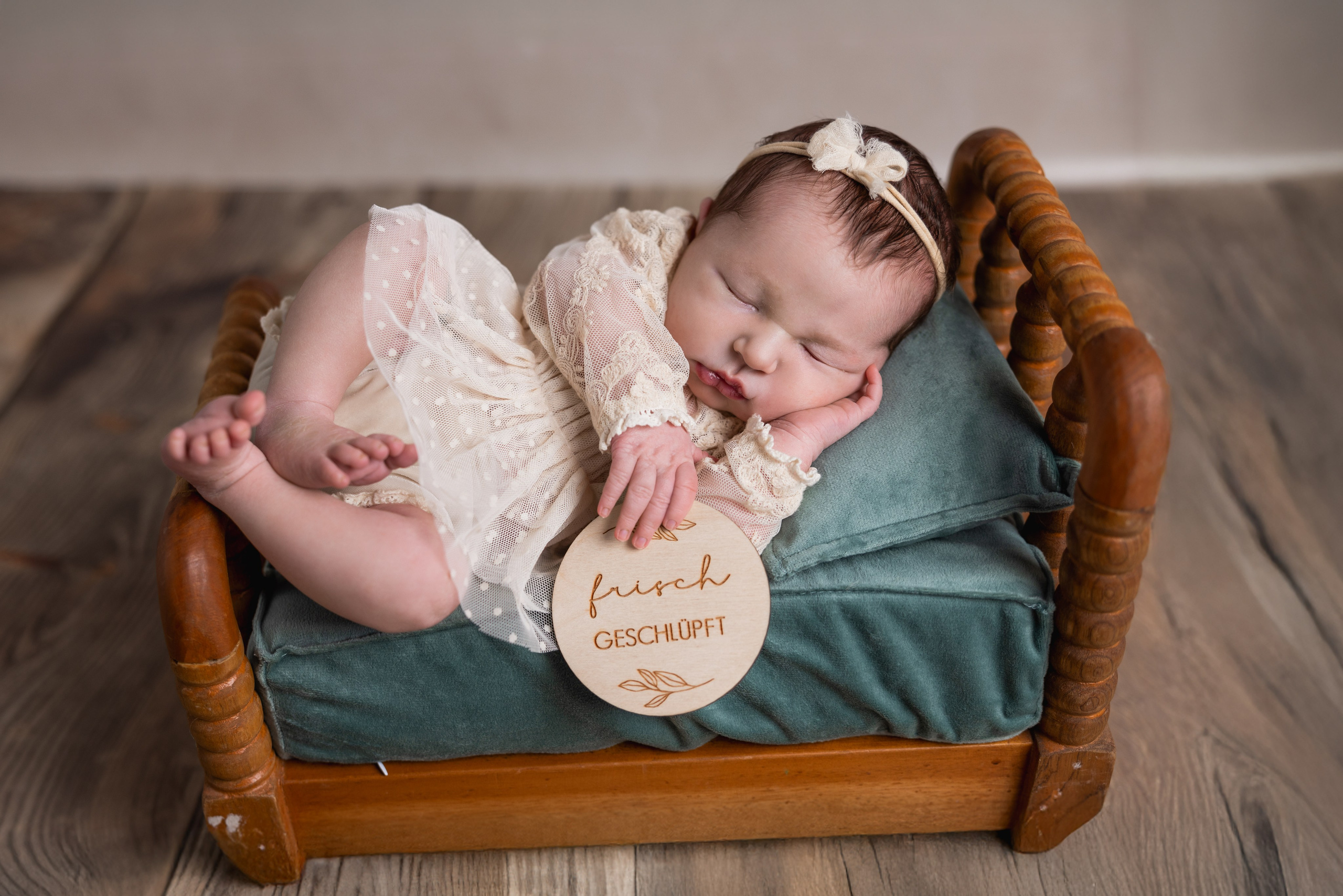 Newbornshooting in Pforzheim und Umgebung. Neugeborenenfotografie Pforzheim Katharina Jozic