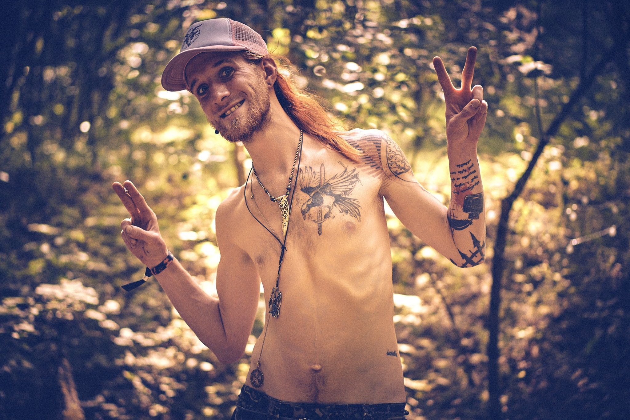 Portrety Ludzi, zrobione na Festiwalach Świadomościowych i Muzycznych: Dharma, ZIELONE KRĘGI, Wibracje, FRUŃ, Organic, Turkusowa Wyspa. Andriej Szypilow - Fotografia & Wideografia