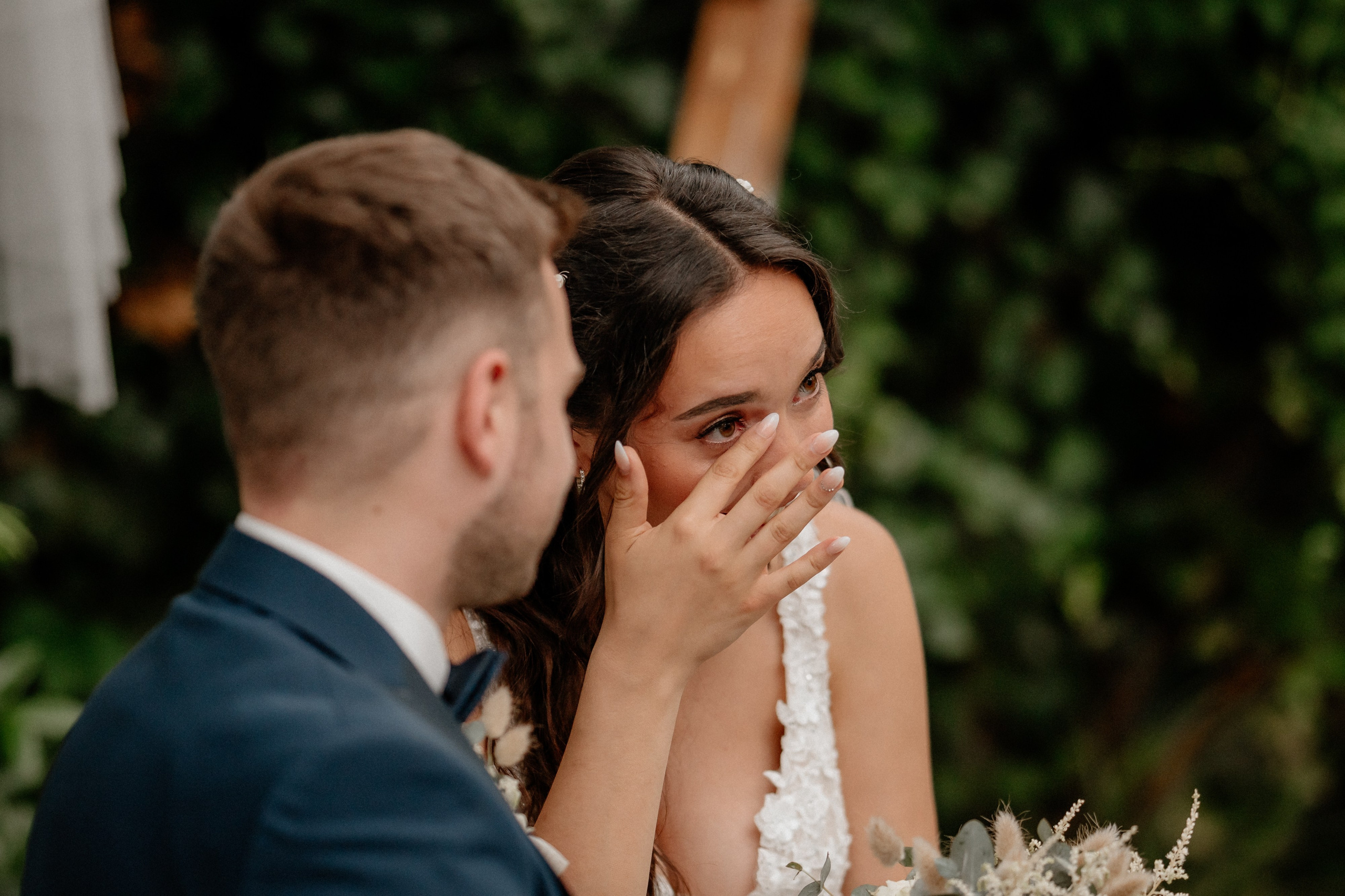 Hochzeit im Landhaus Odaia – Emotionale Hochzeitsfotos | Hochzeitsfotografin Würzburg. Anna Saribekyan – Beste Hochzeitsfotografin in Würzburg, Top 10 in Deutschland