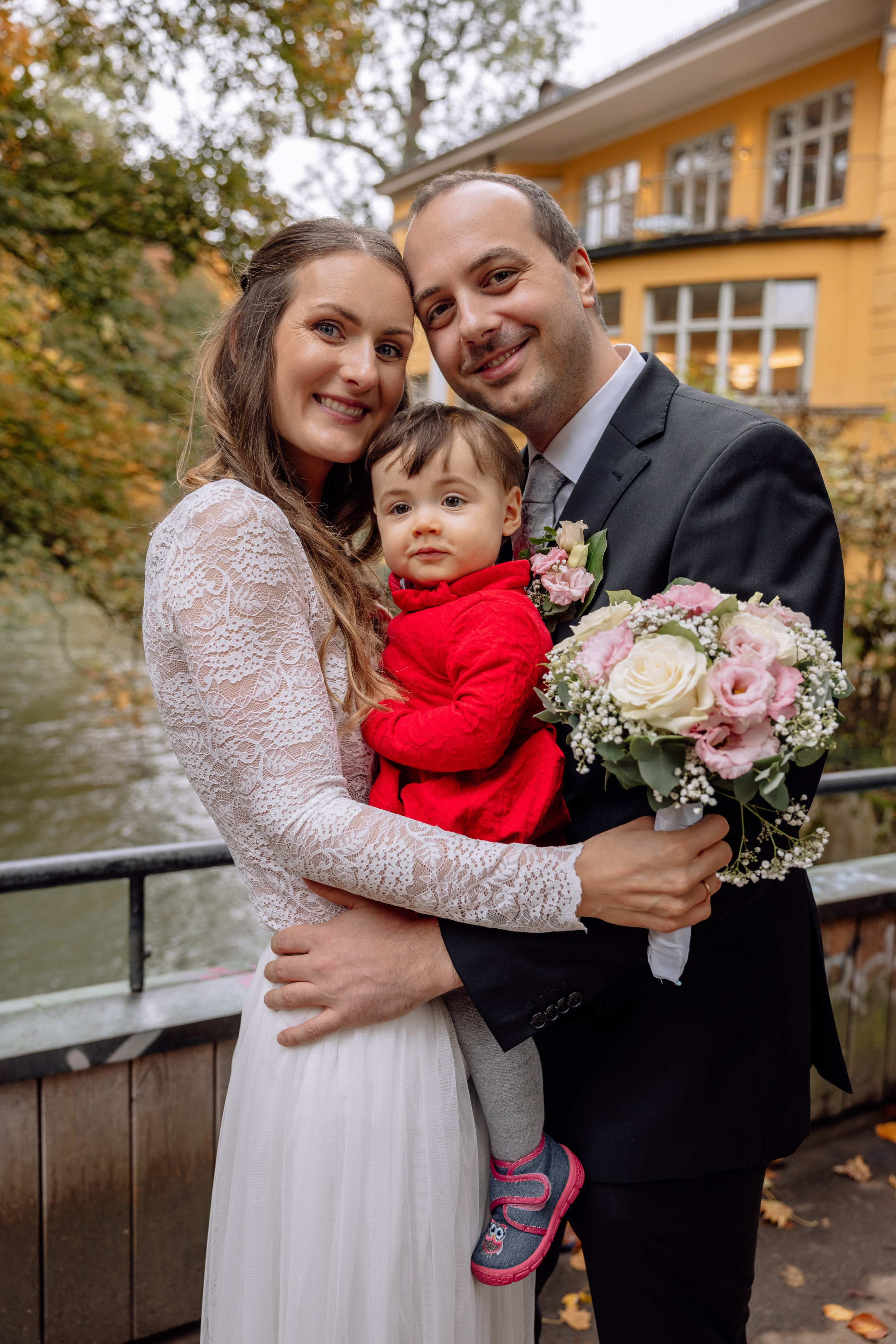 Zeitlose Hochzeit im Standesamt Mandlstraße | München Schwabing. Hochzeitsfotograf München Taufe Familienfotograf Tanja Mauke